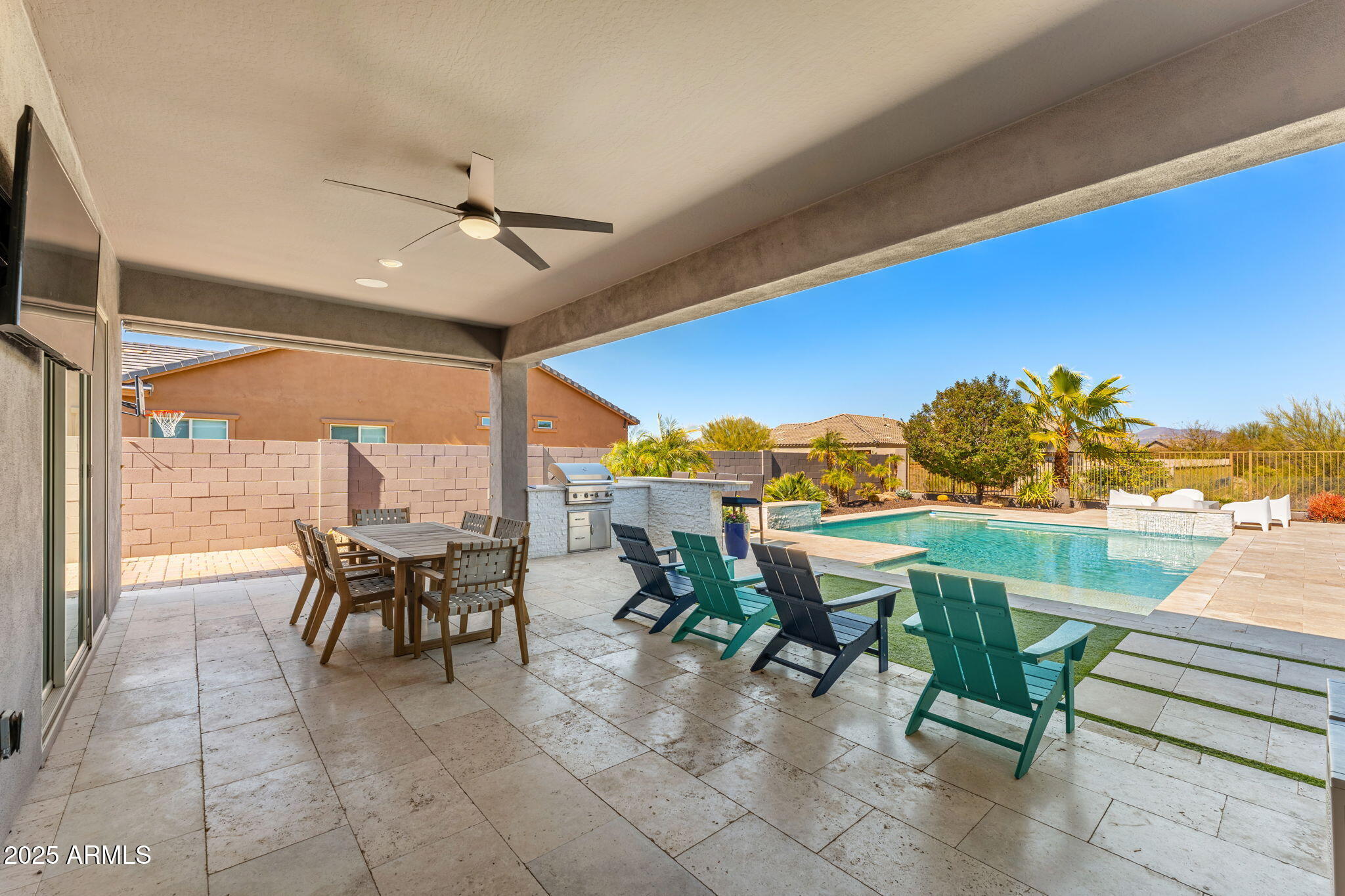 6212 E LONESOME Trail