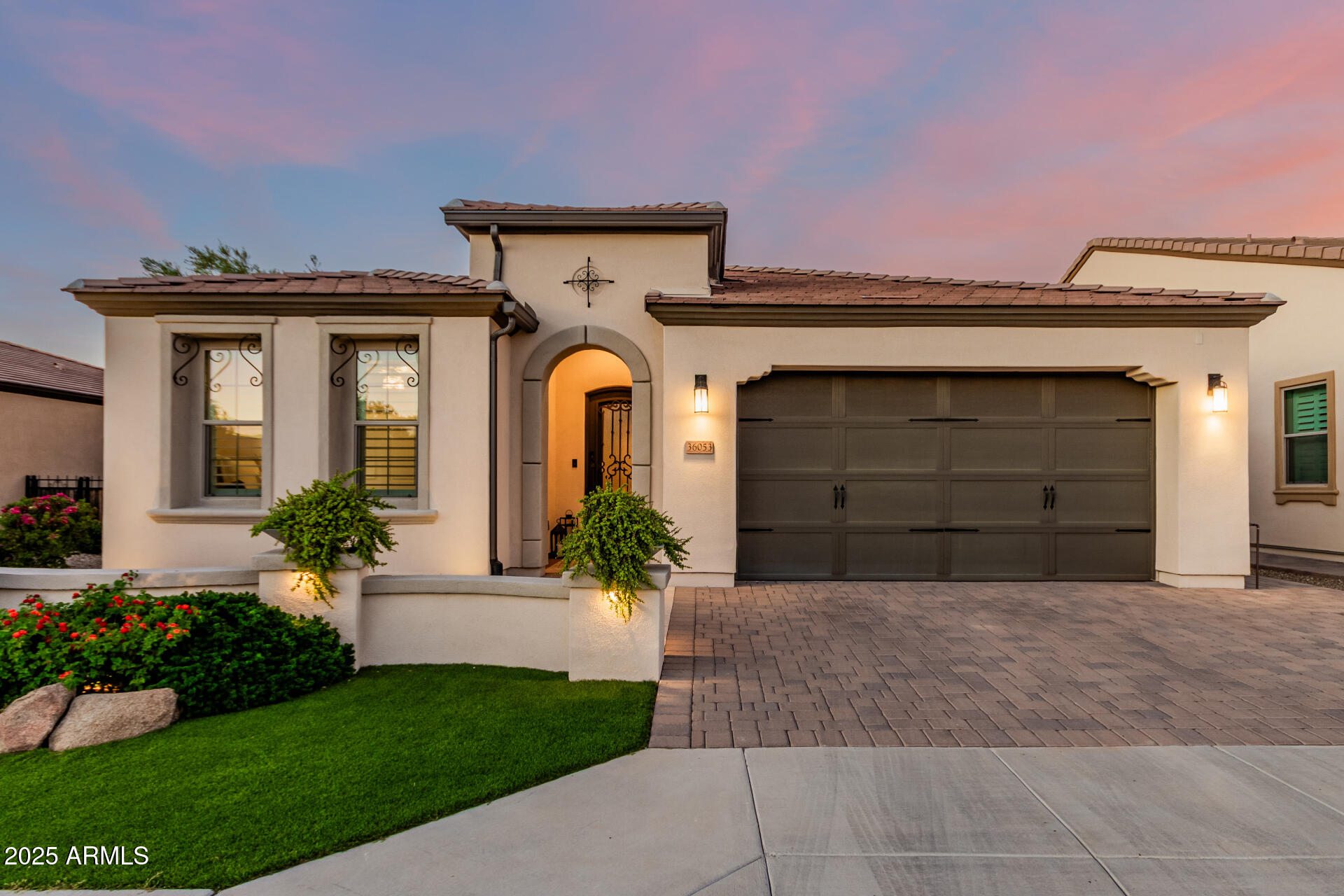 36053 N STONEWARE Drive