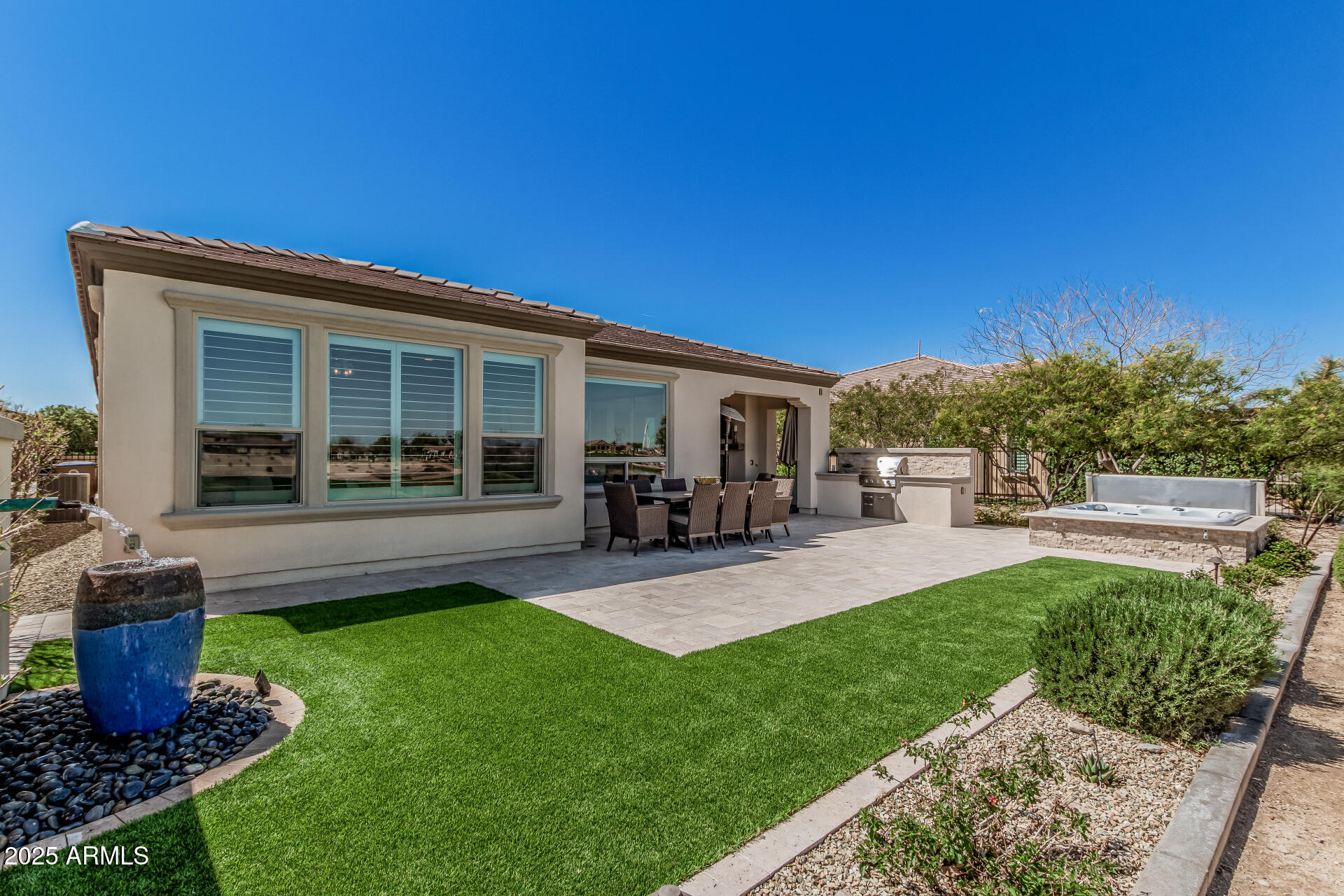 36053 N STONEWARE Drive