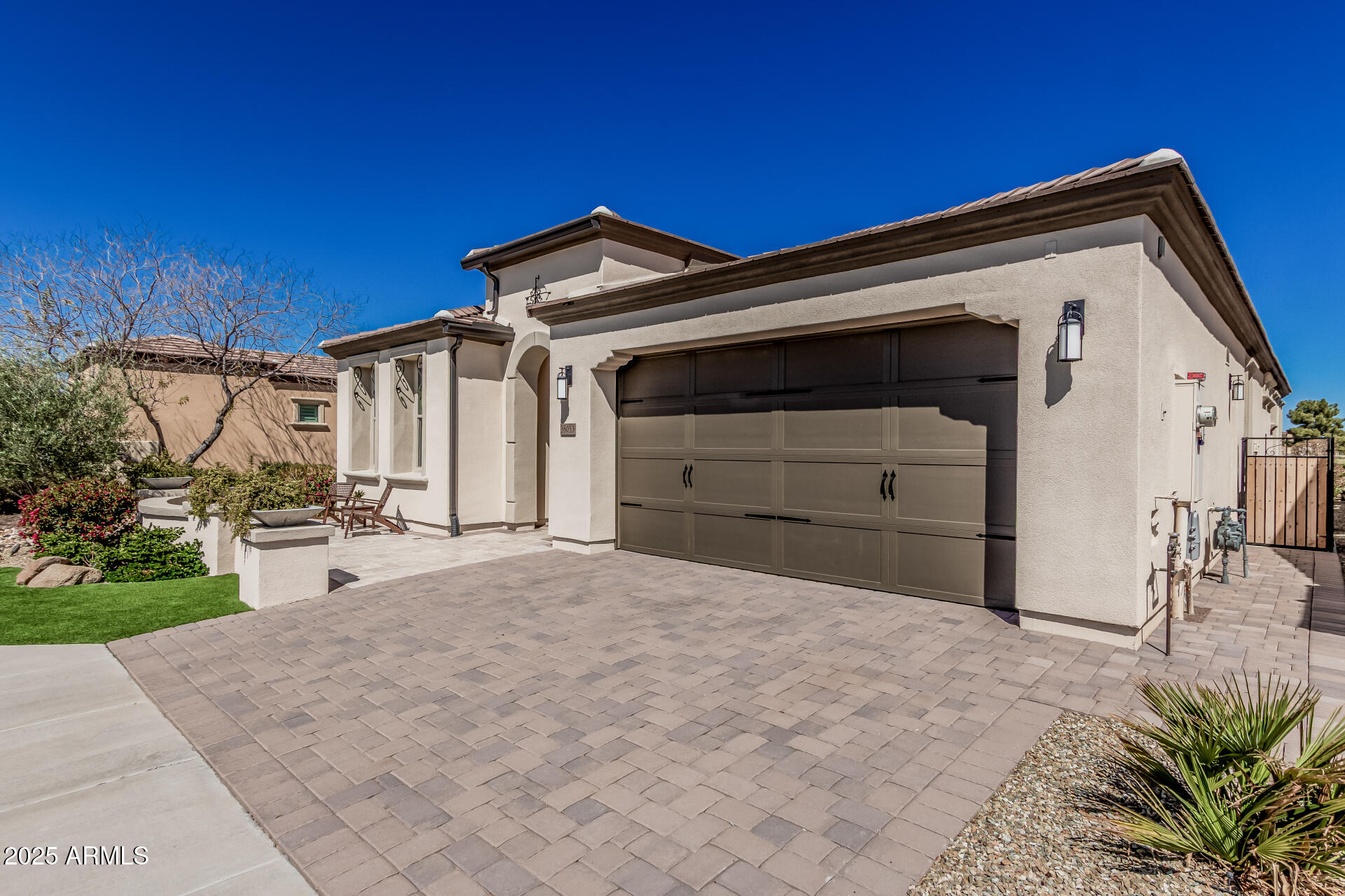 36053 N STONEWARE Drive