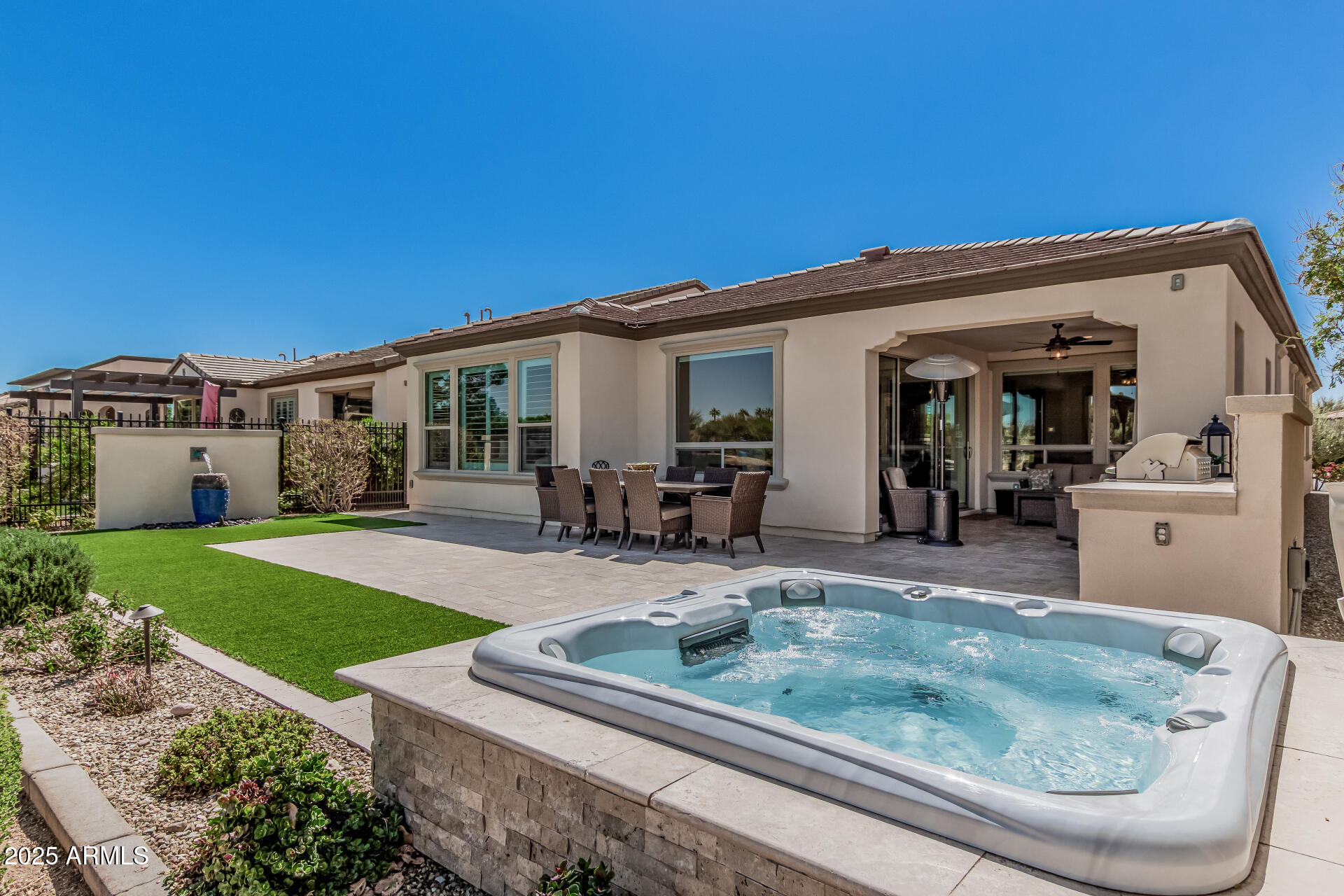 36053 N STONEWARE Drive