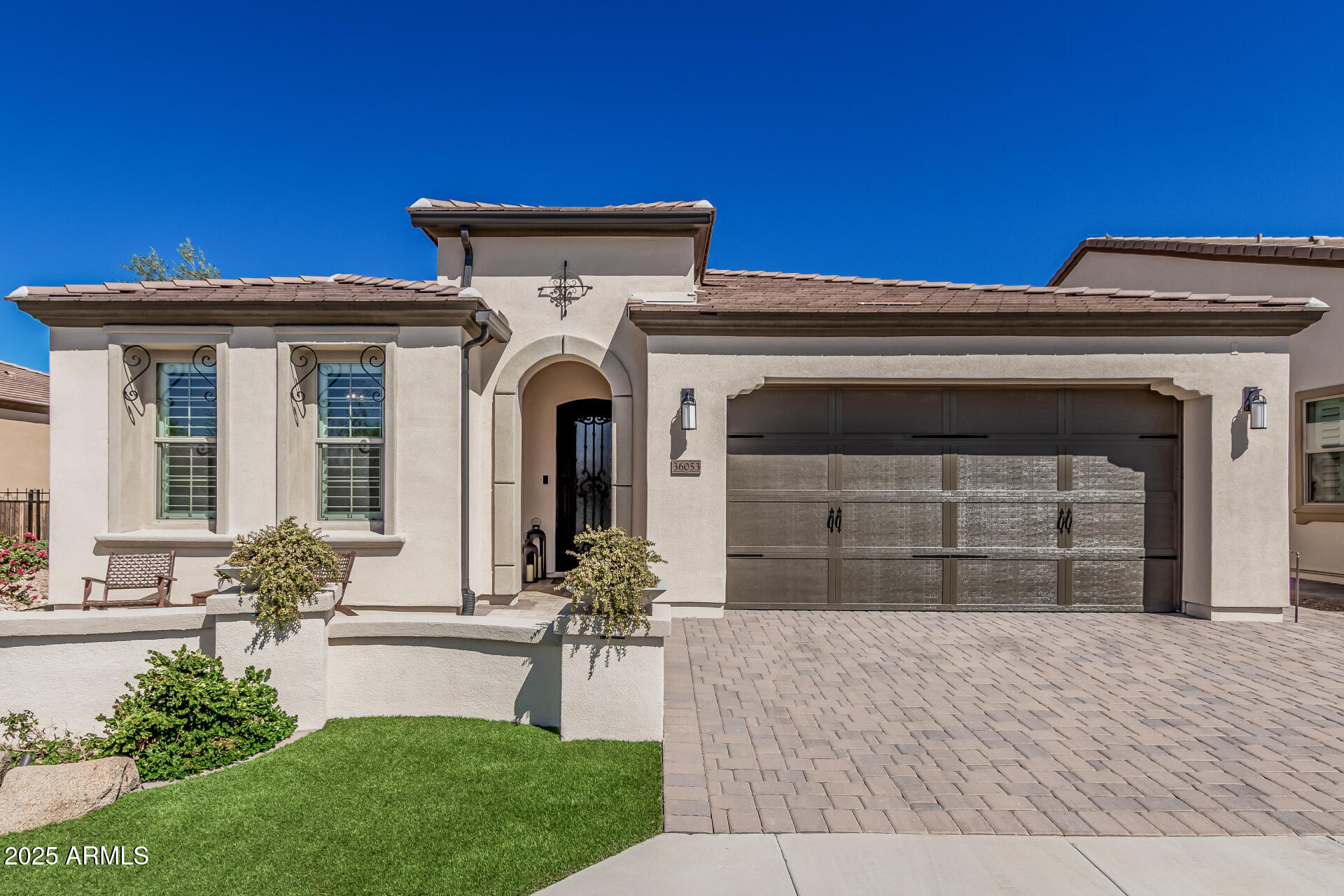 36053 N STONEWARE Drive