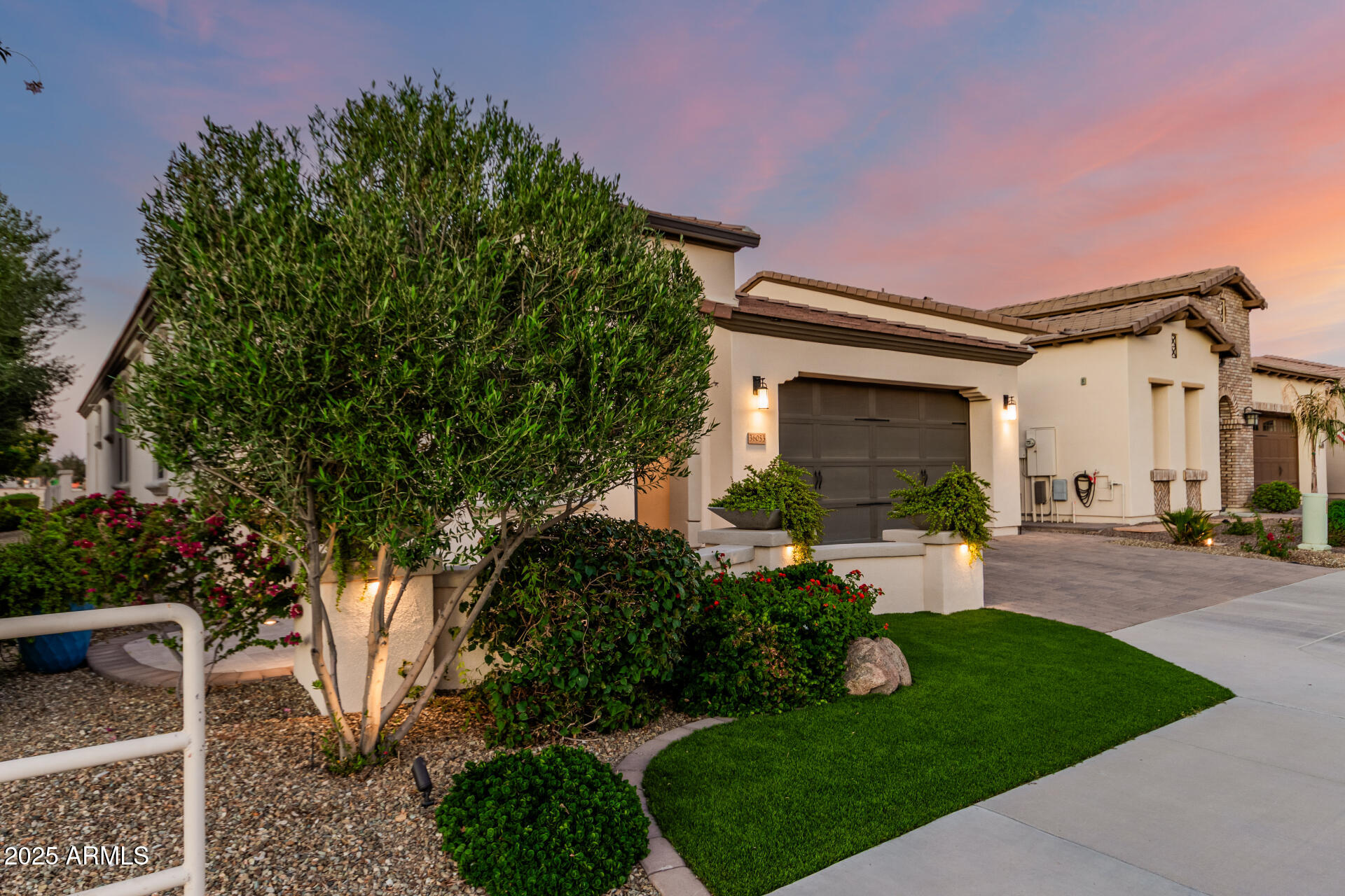 36053 N STONEWARE Drive