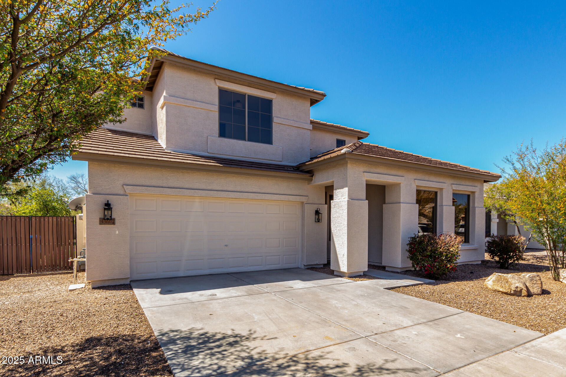 4360 S Splendor Court