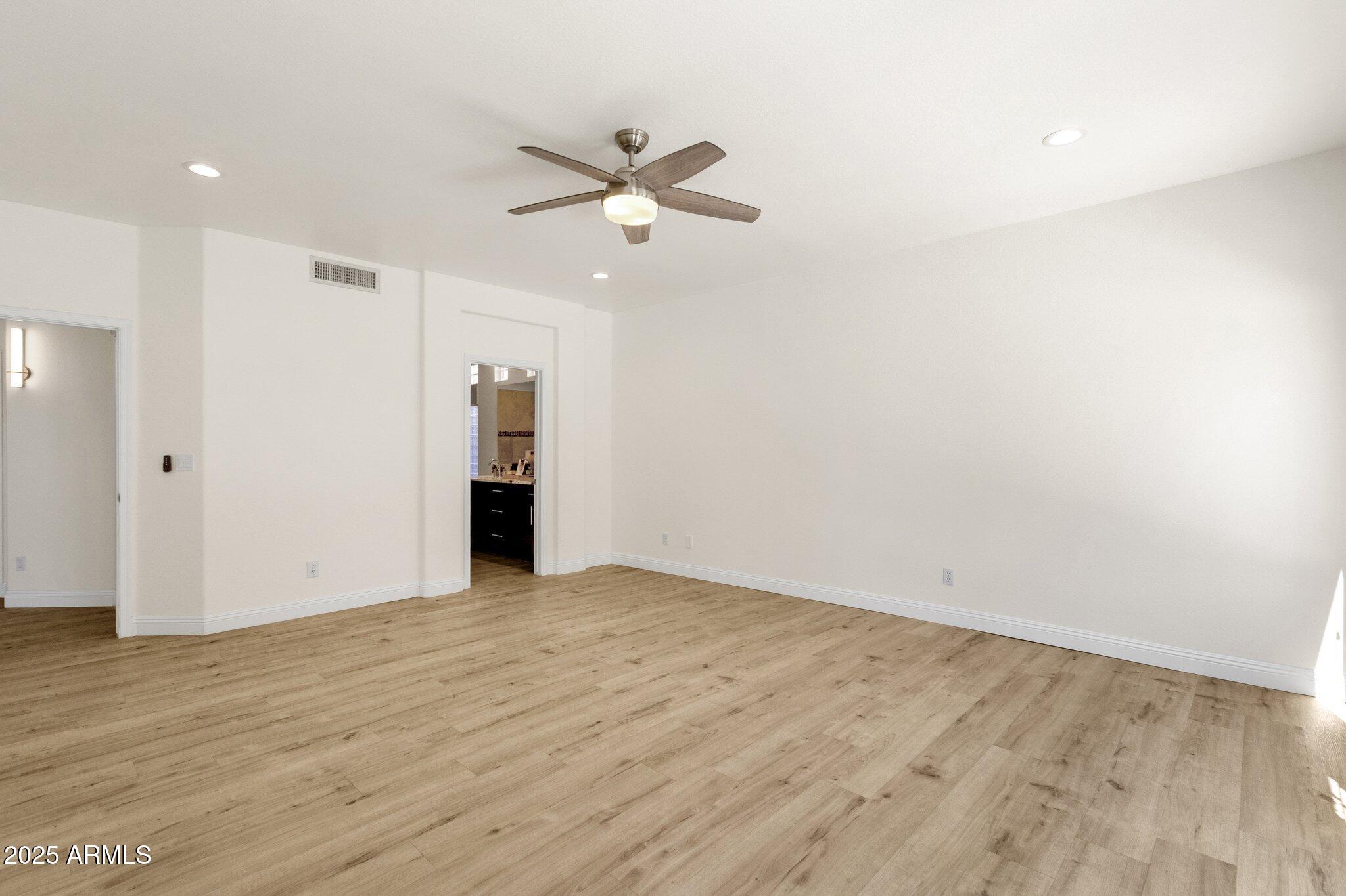 14823 S 13TH Place