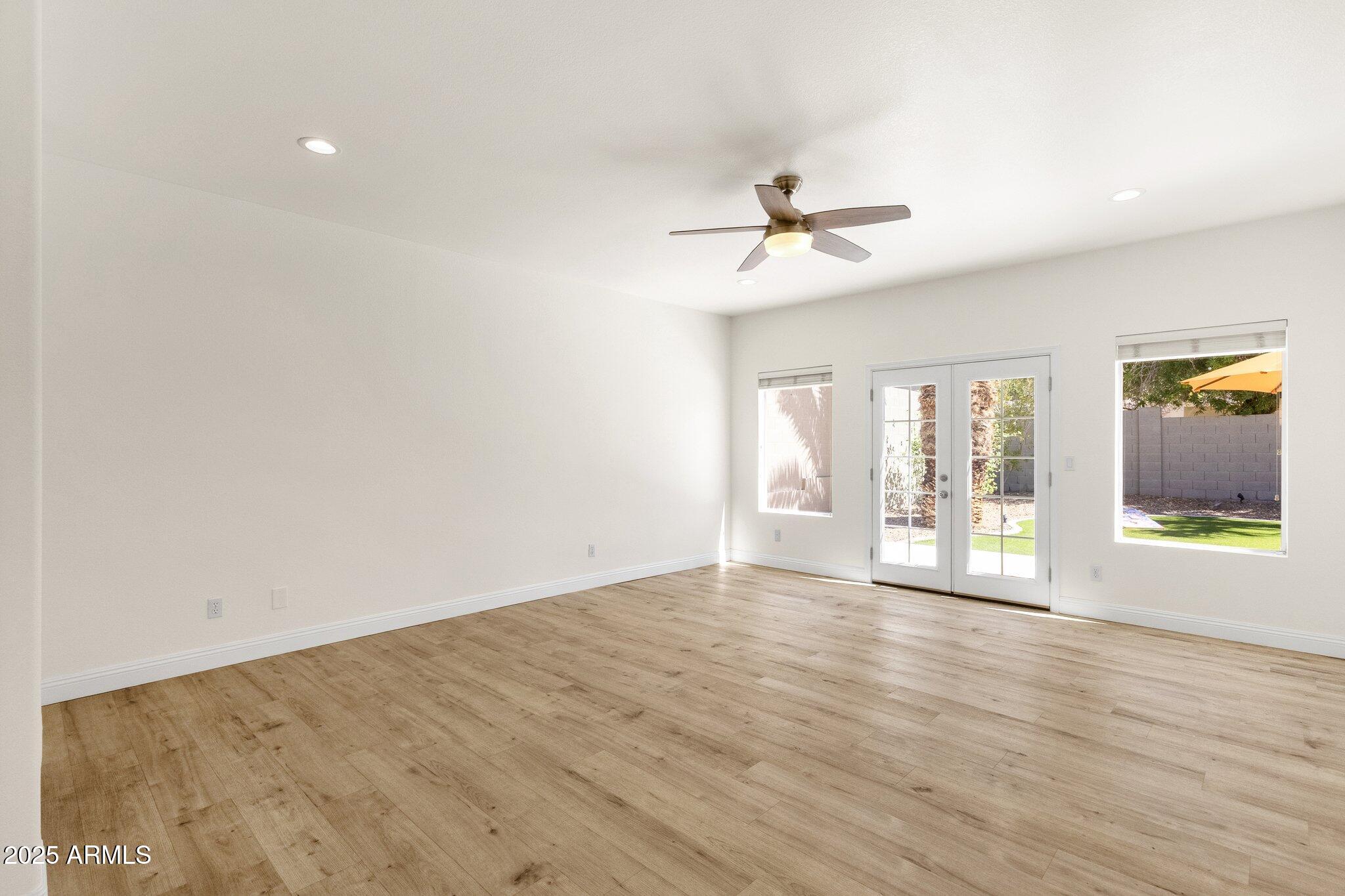 14823 S 13TH Place