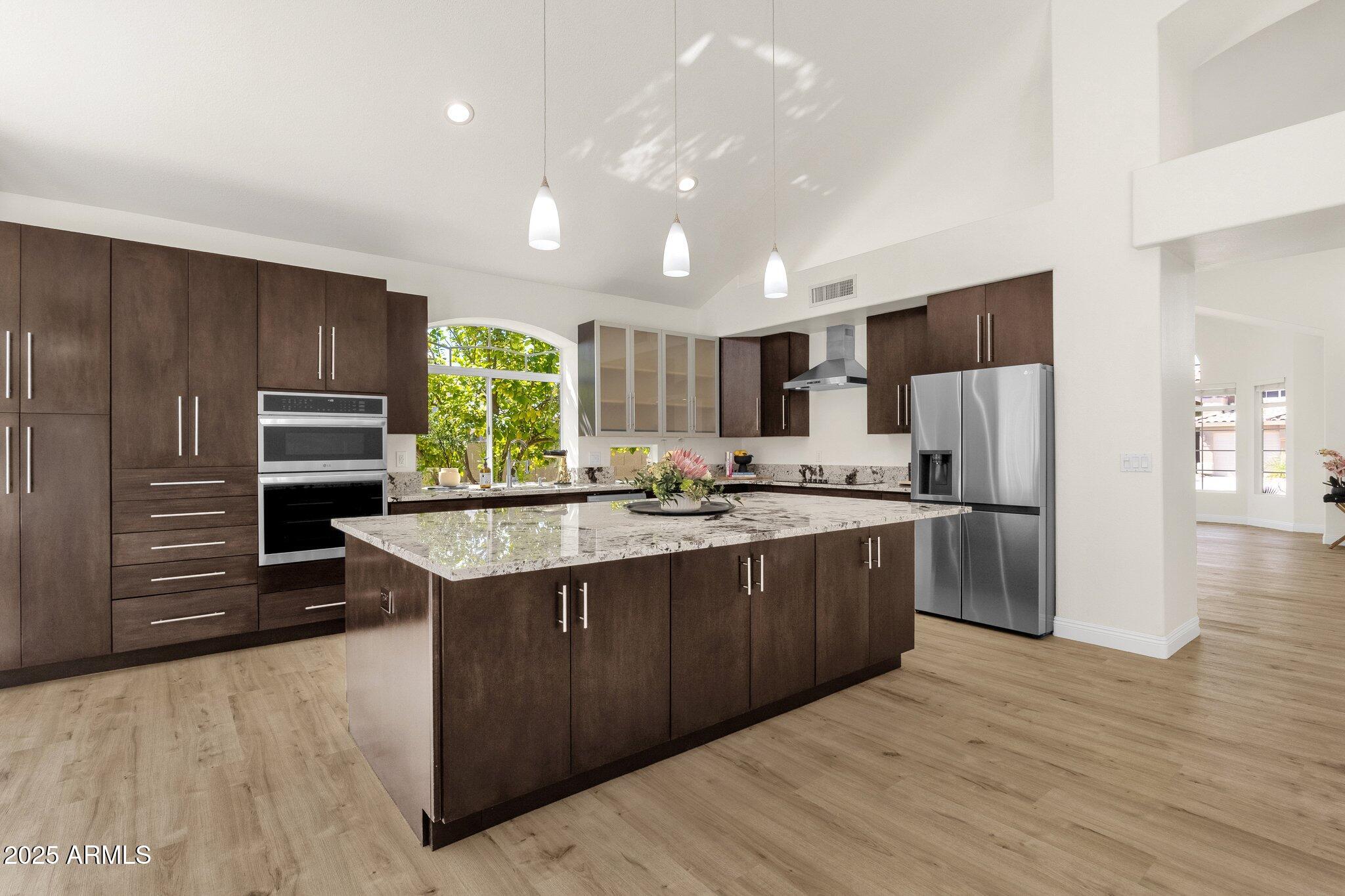 14823 S 13TH Place