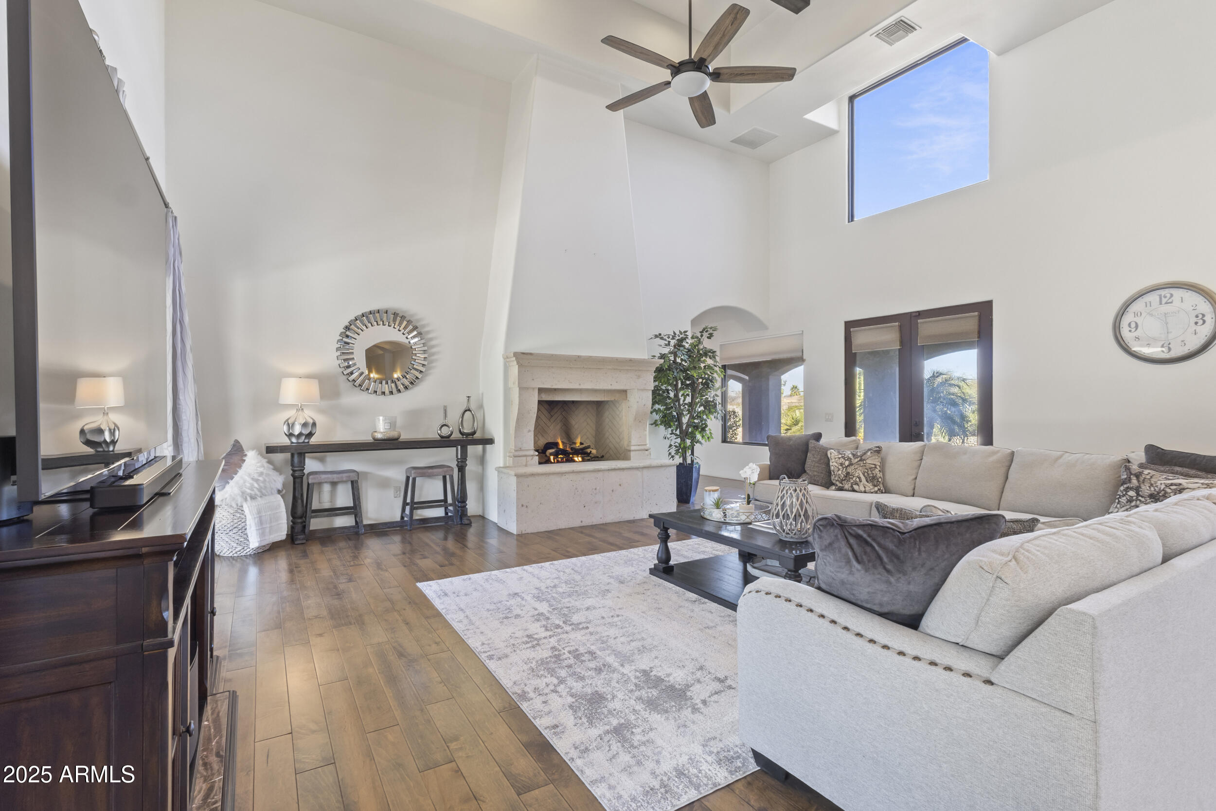 2285 E CHANDLER HEIGHTS Road