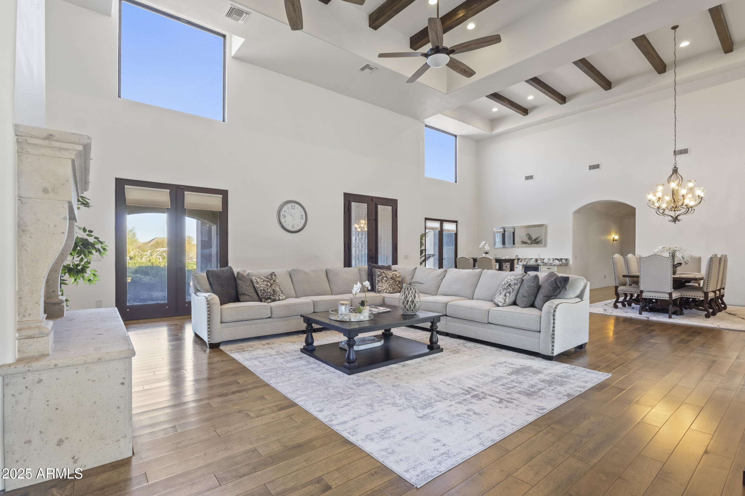 2285 E CHANDLER HEIGHTS Road