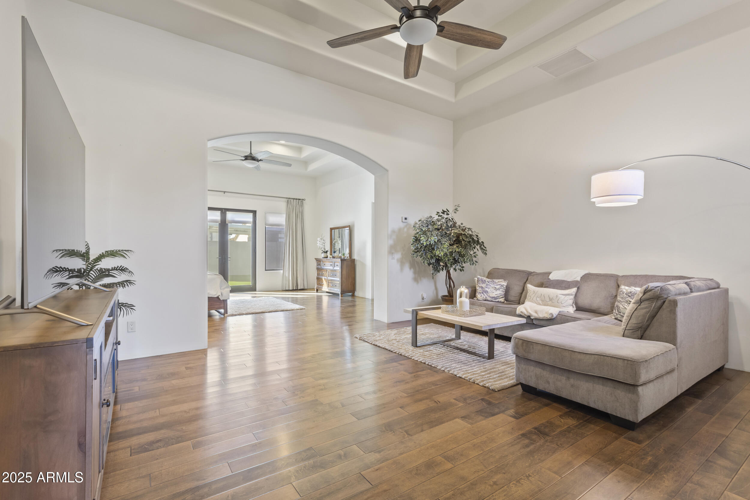 2285 E CHANDLER HEIGHTS Road