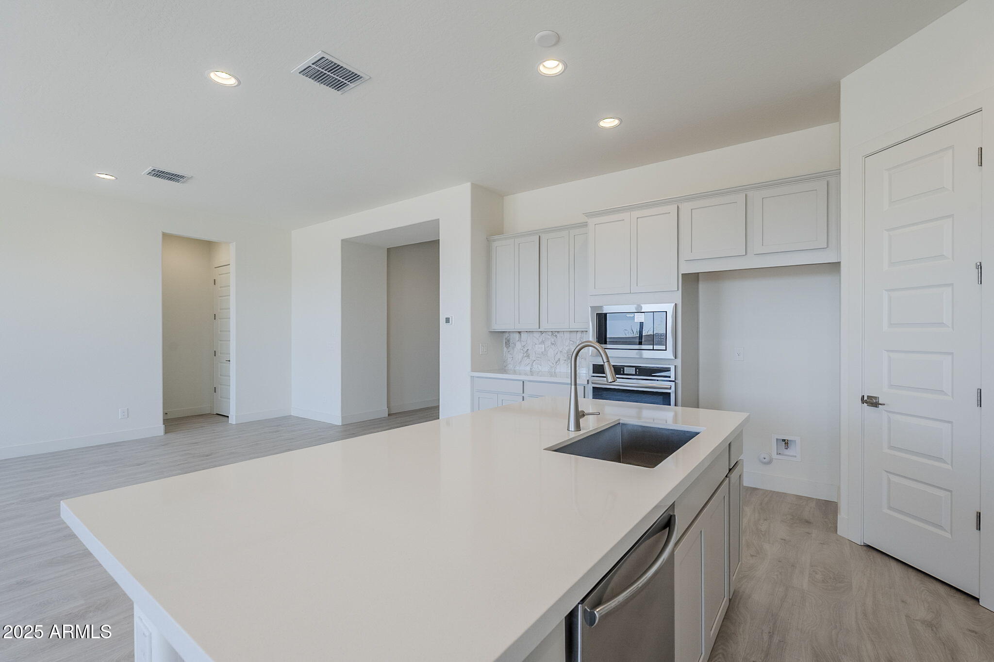 20263 W CATALINA Drive