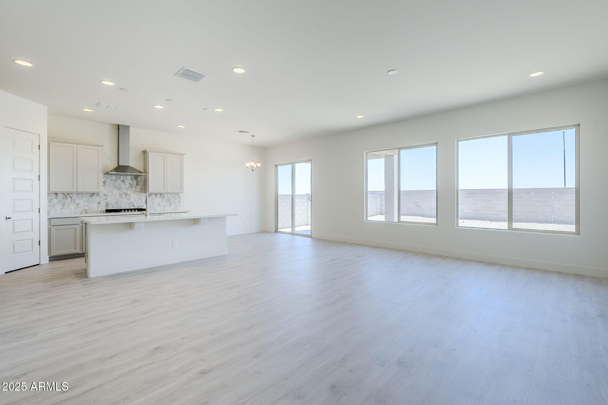 20263 W CATALINA Drive