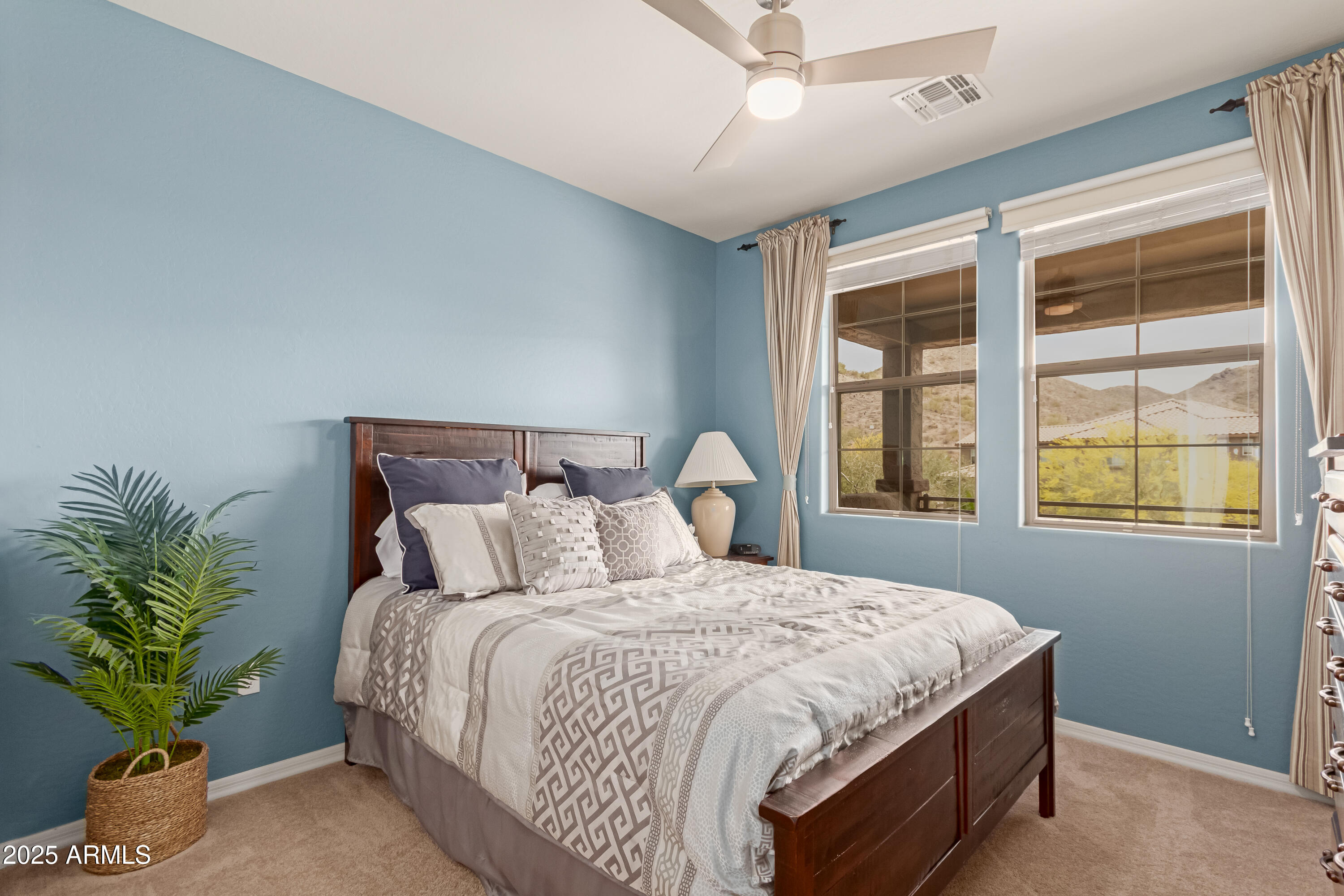 1945 W DESERT VISTA Trail, 81