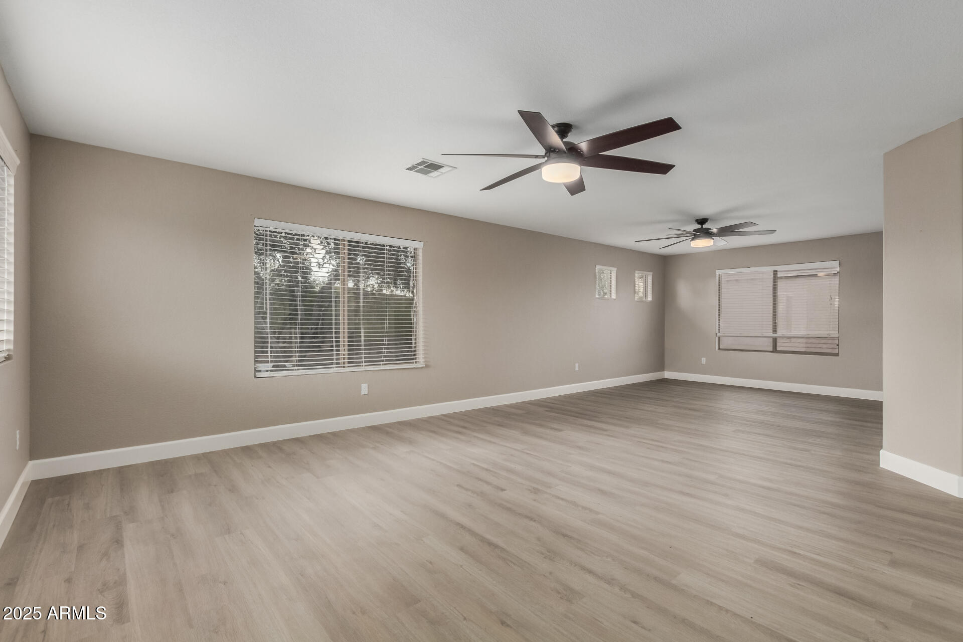 4002 E MELINDA Lane