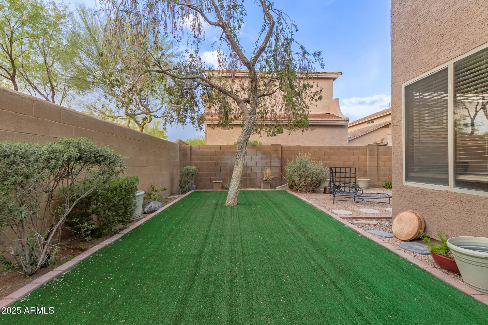 4002 E MELINDA Lane