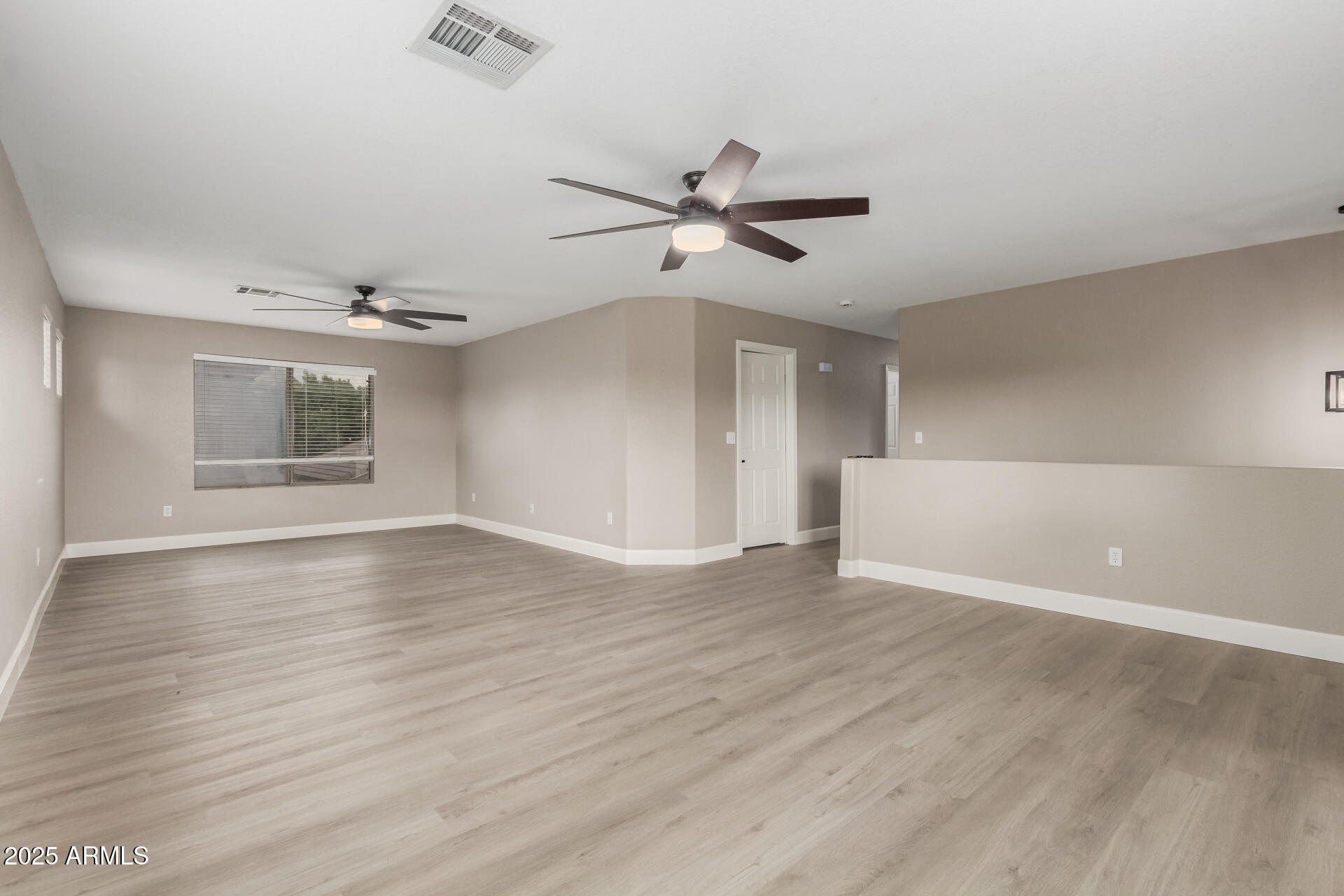 4002 E MELINDA Lane