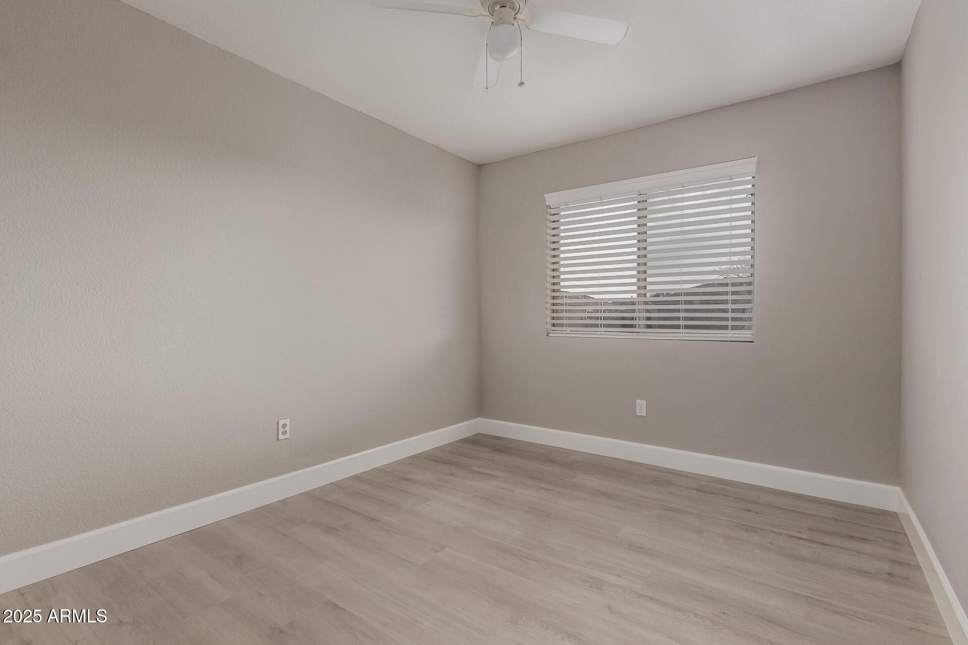 4002 E MELINDA Lane