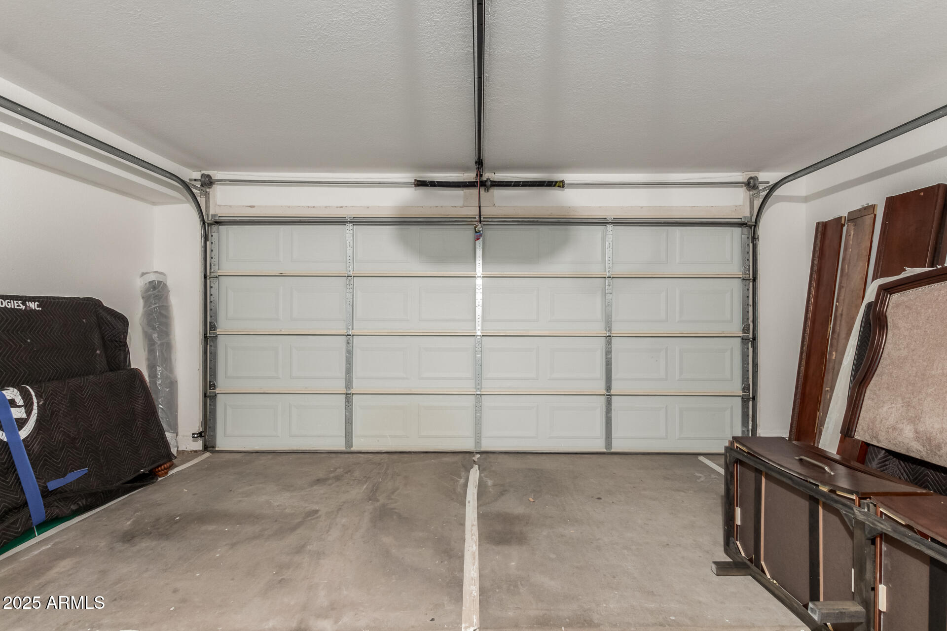 4002 E MELINDA Lane