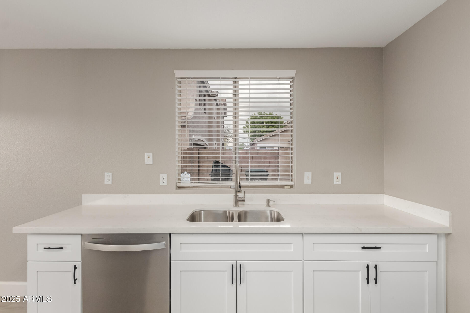 4002 E MELINDA Lane