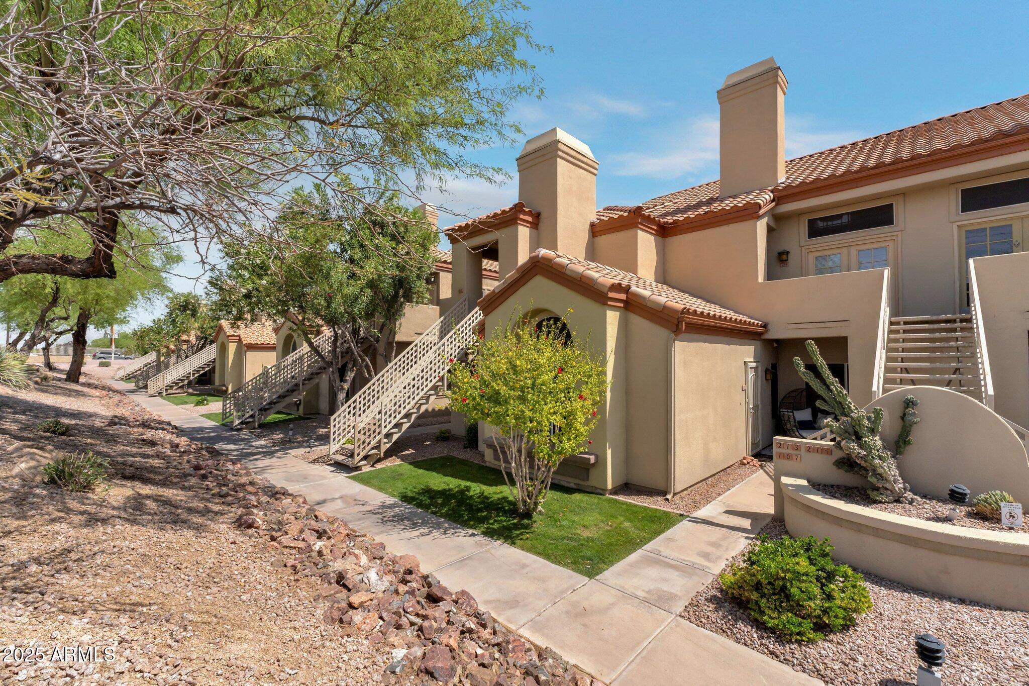 7675 E MCDONALD Drive, 107