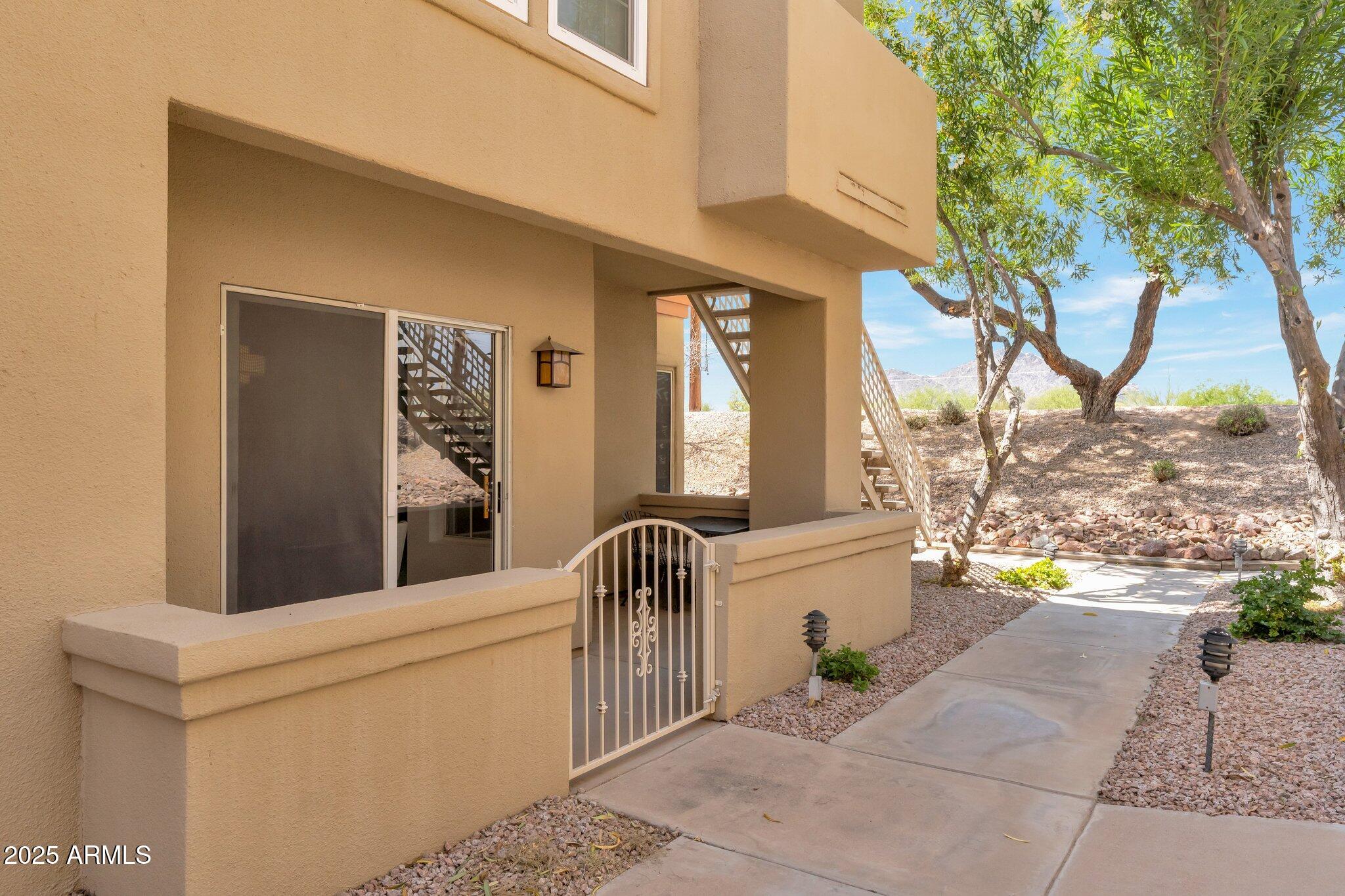 7675 E MCDONALD Drive, 107