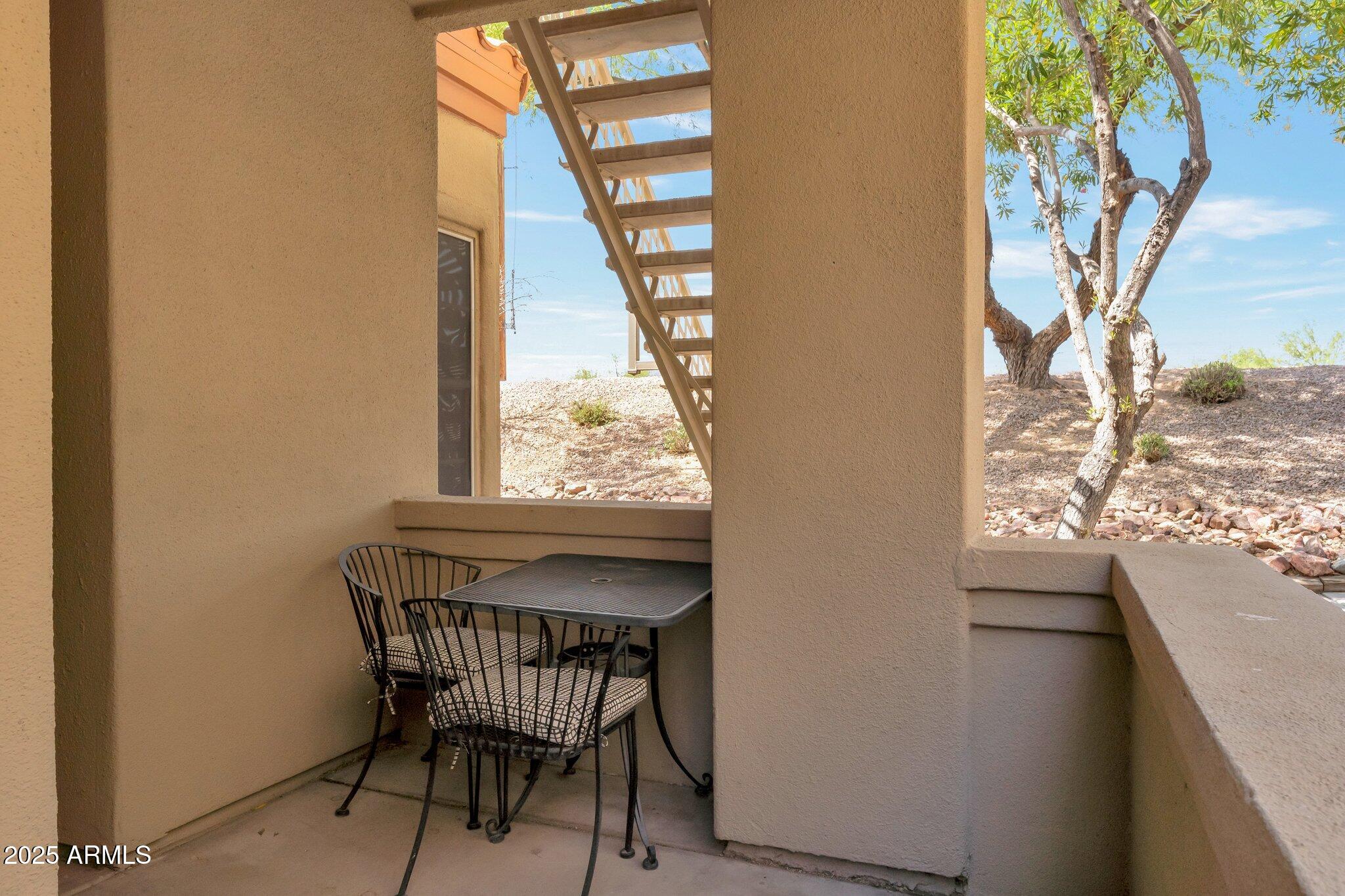 7675 E MCDONALD Drive, 107