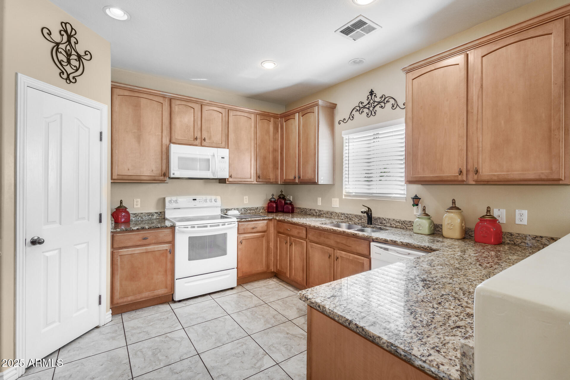 33335 N SLATE CREEK Drive