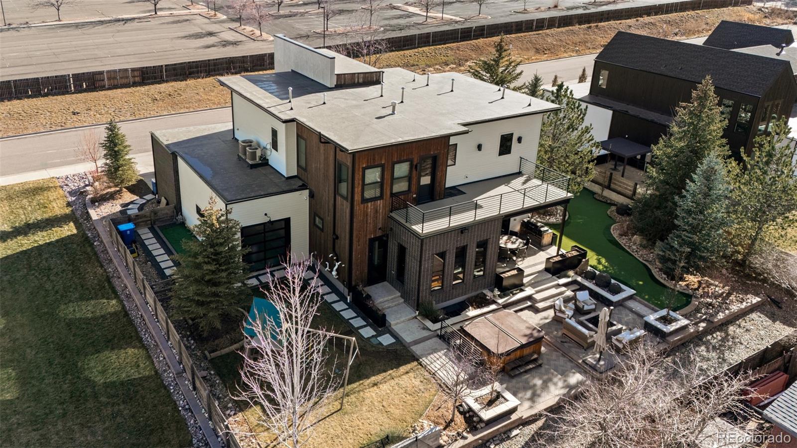 3251 Robb Street