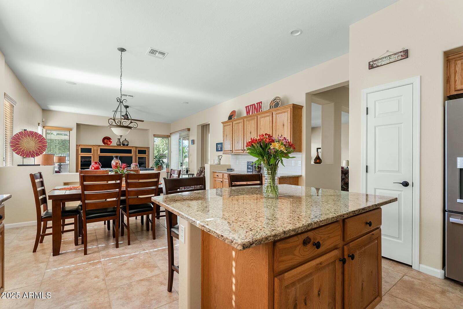 3933 E MEADOWVIEW Drive