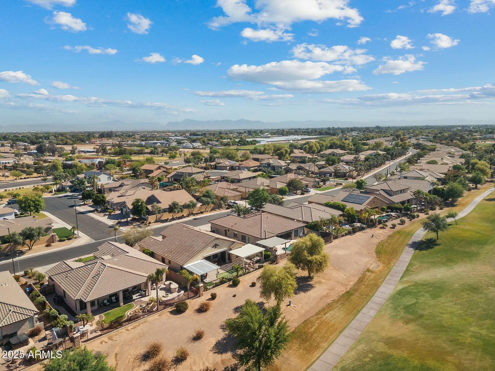 3933 E MEADOWVIEW Drive