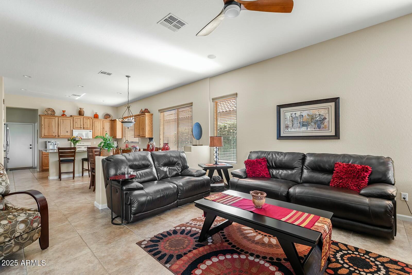3933 E MEADOWVIEW Drive