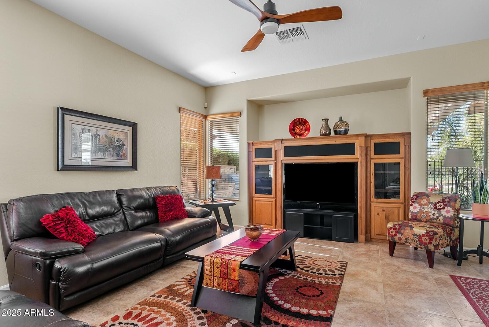 3933 E MEADOWVIEW Drive