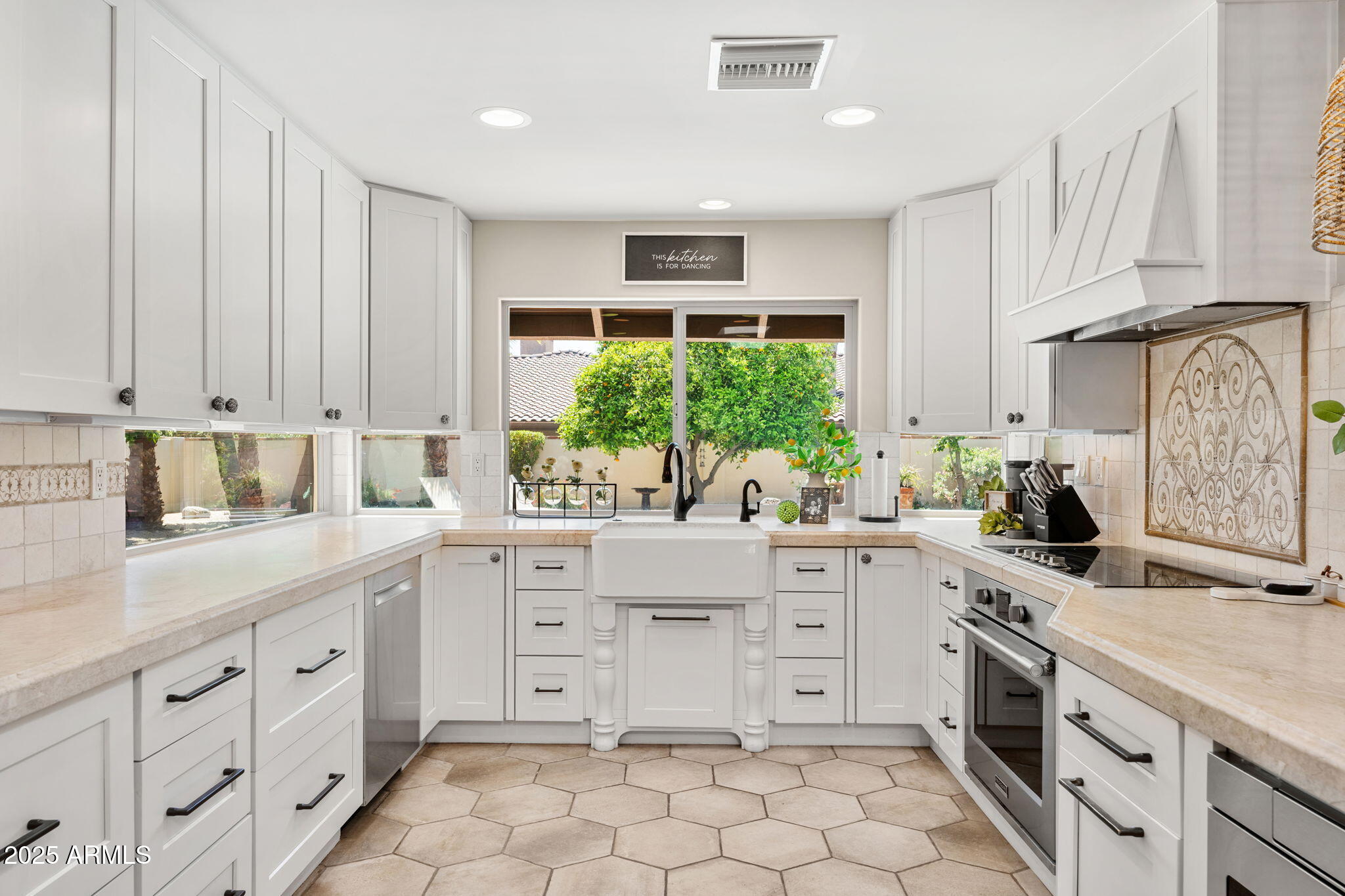 9849 E TOPAZ Drive