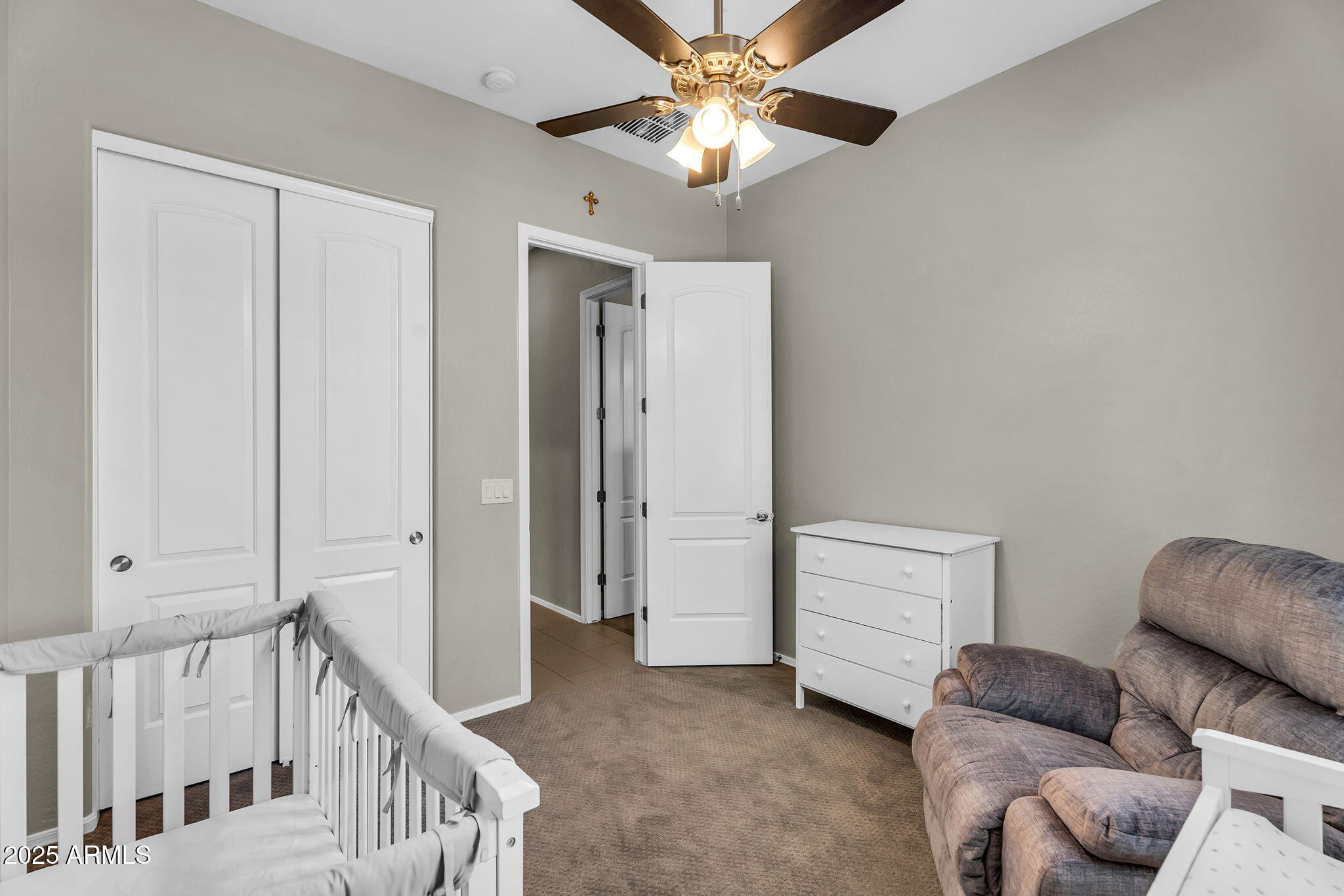 21004 E SUNSET Drive