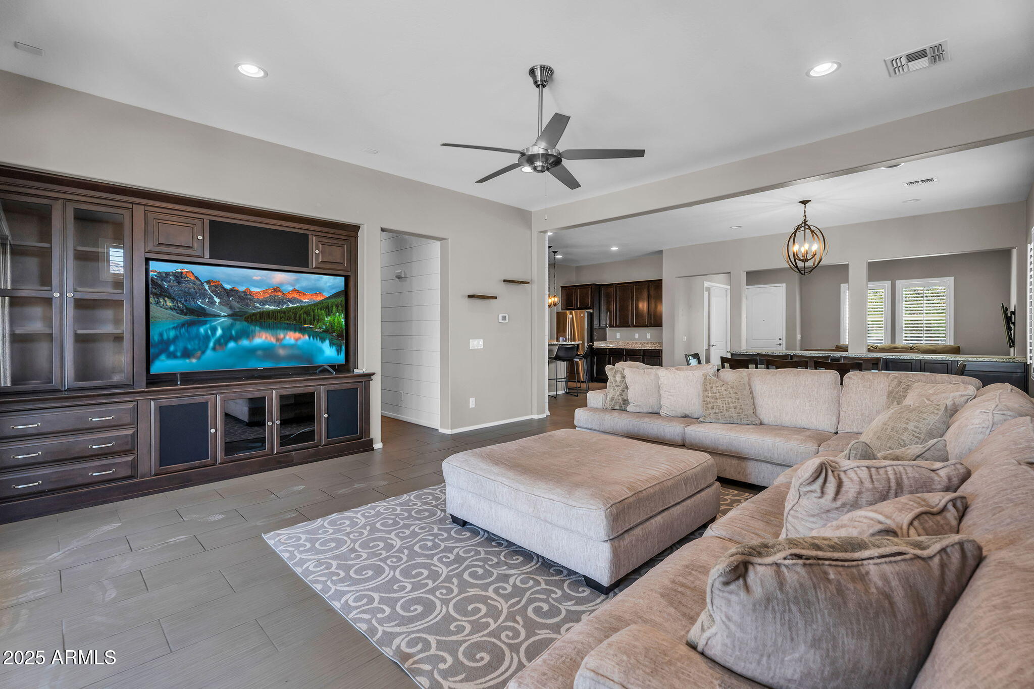 21004 E SUNSET Drive