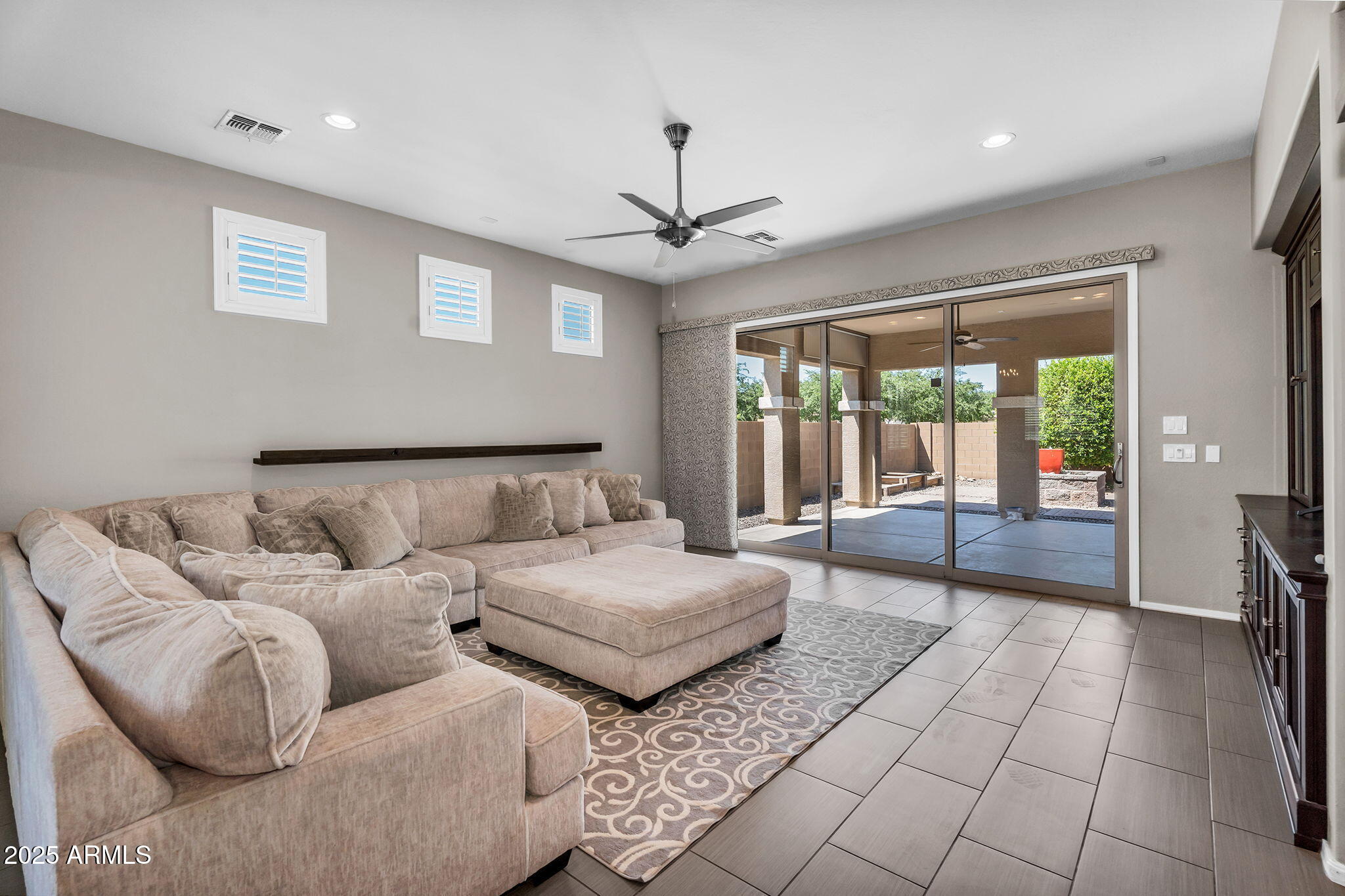 21004 E SUNSET Drive