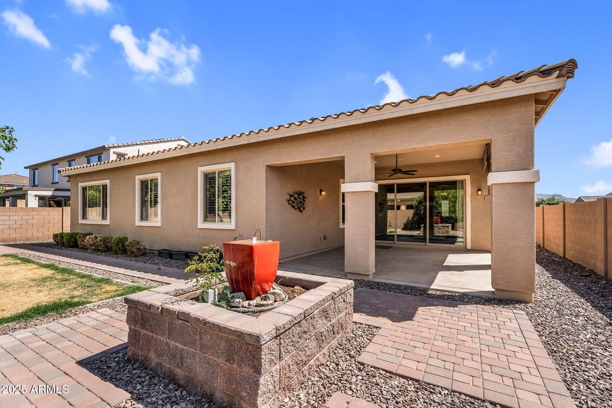 21004 E SUNSET Drive