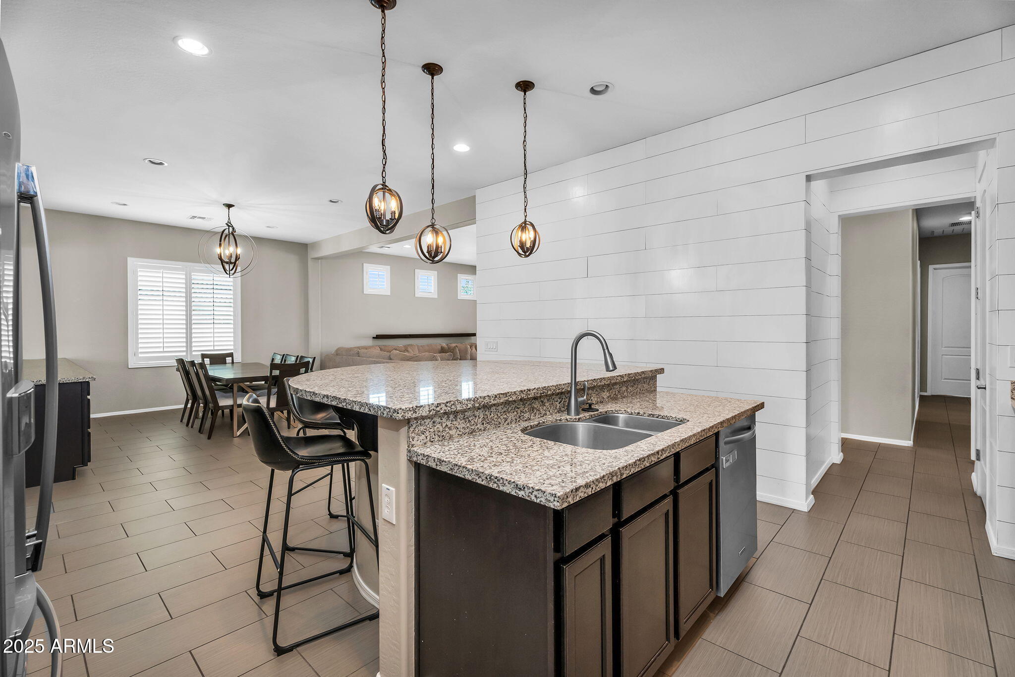 21004 E SUNSET Drive