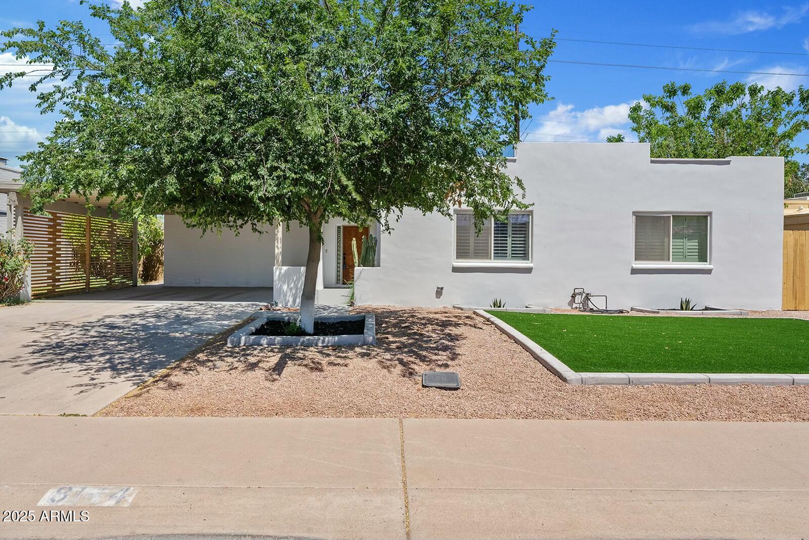8144 E VISTA Drive