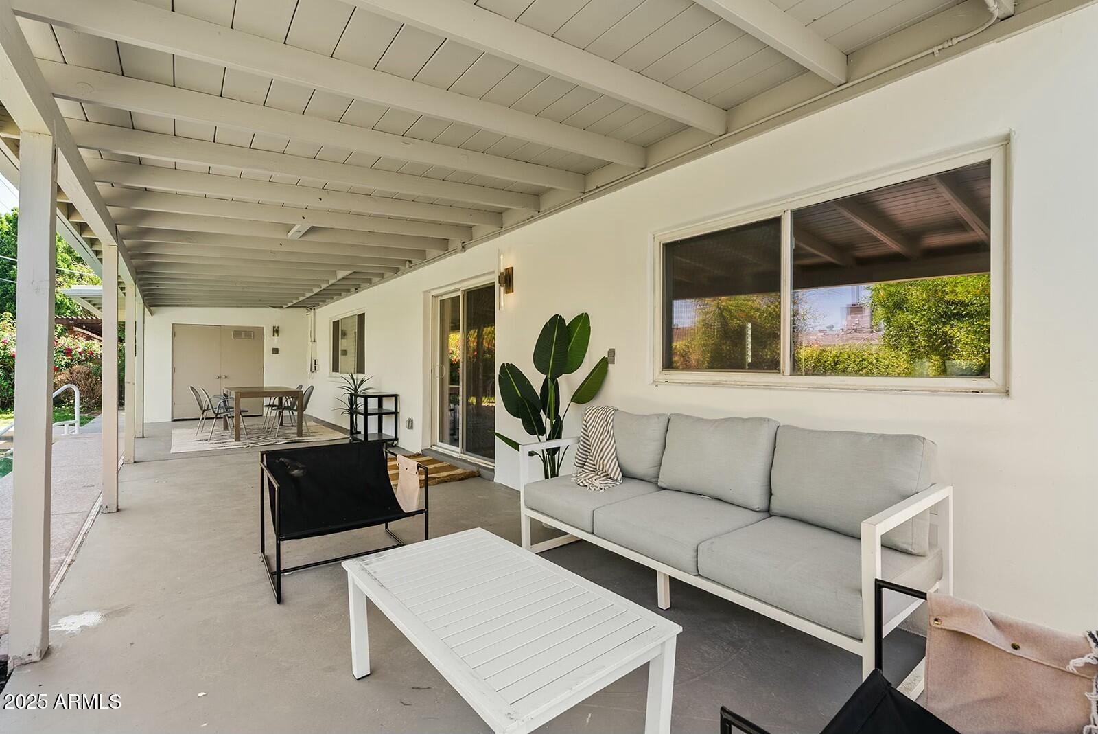 8144 E VISTA Drive