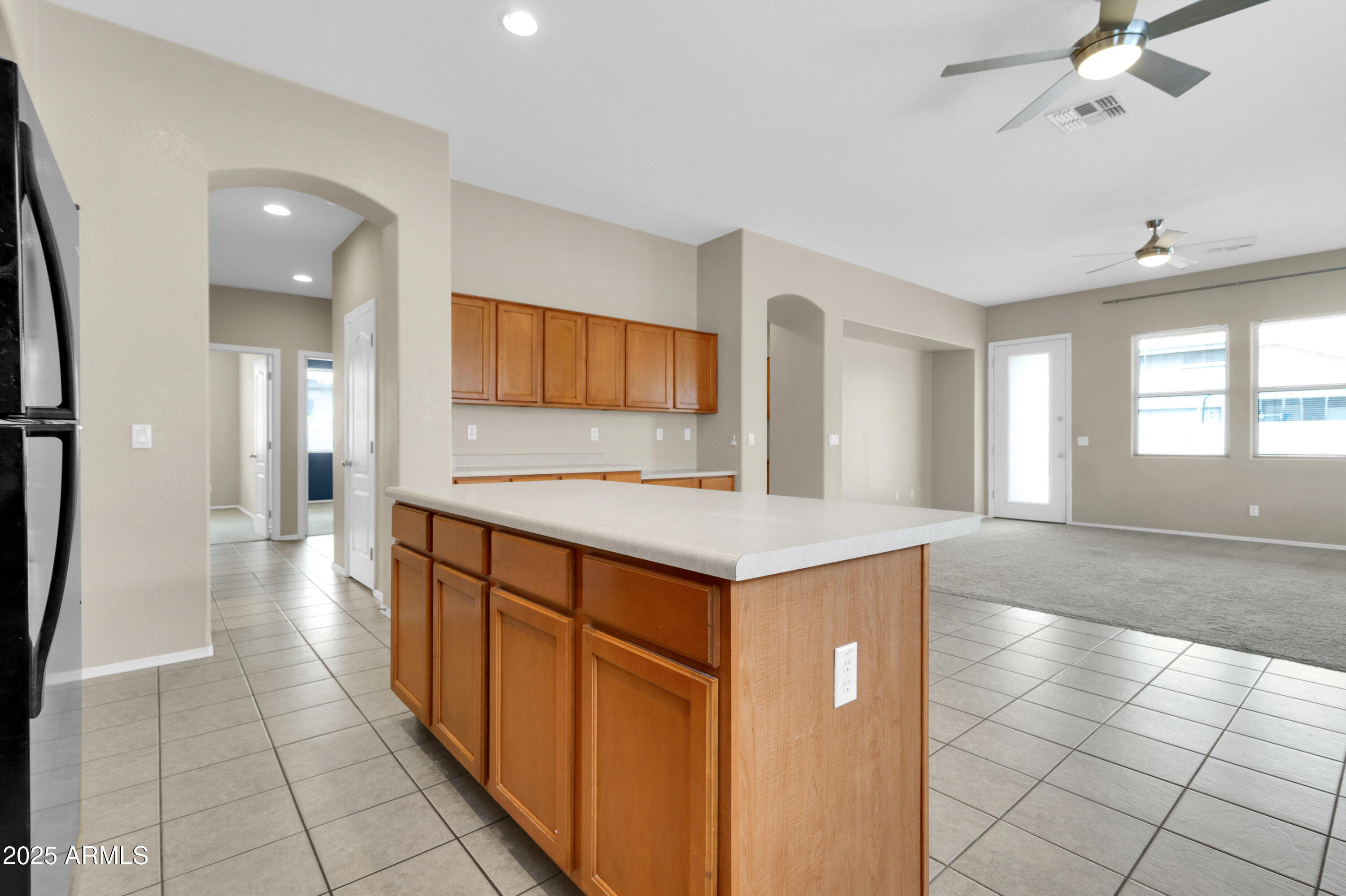 1422 E EBONY Drive