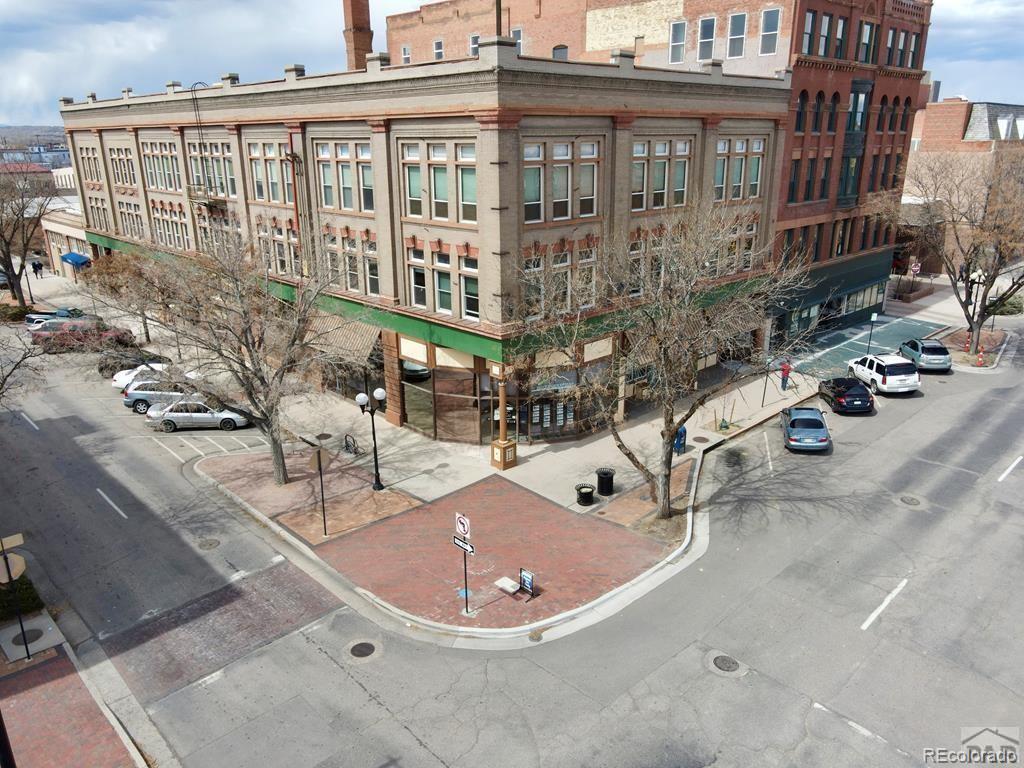 211 W 2nd Street Unit: 205