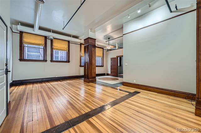 211 W 2nd Street Unit: 205