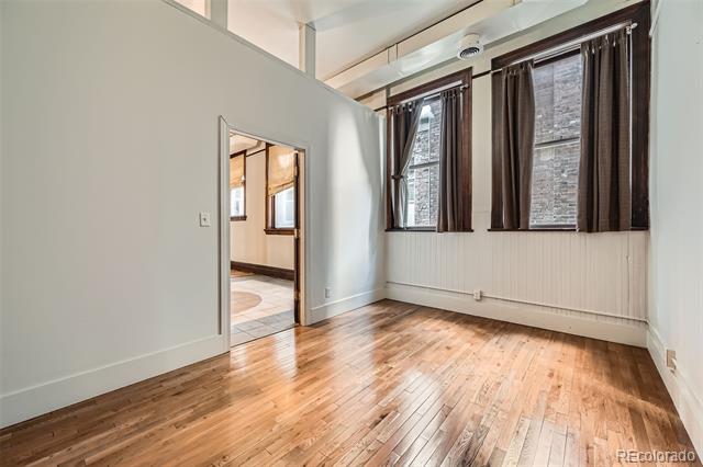 211 W 2nd Street Unit: 205