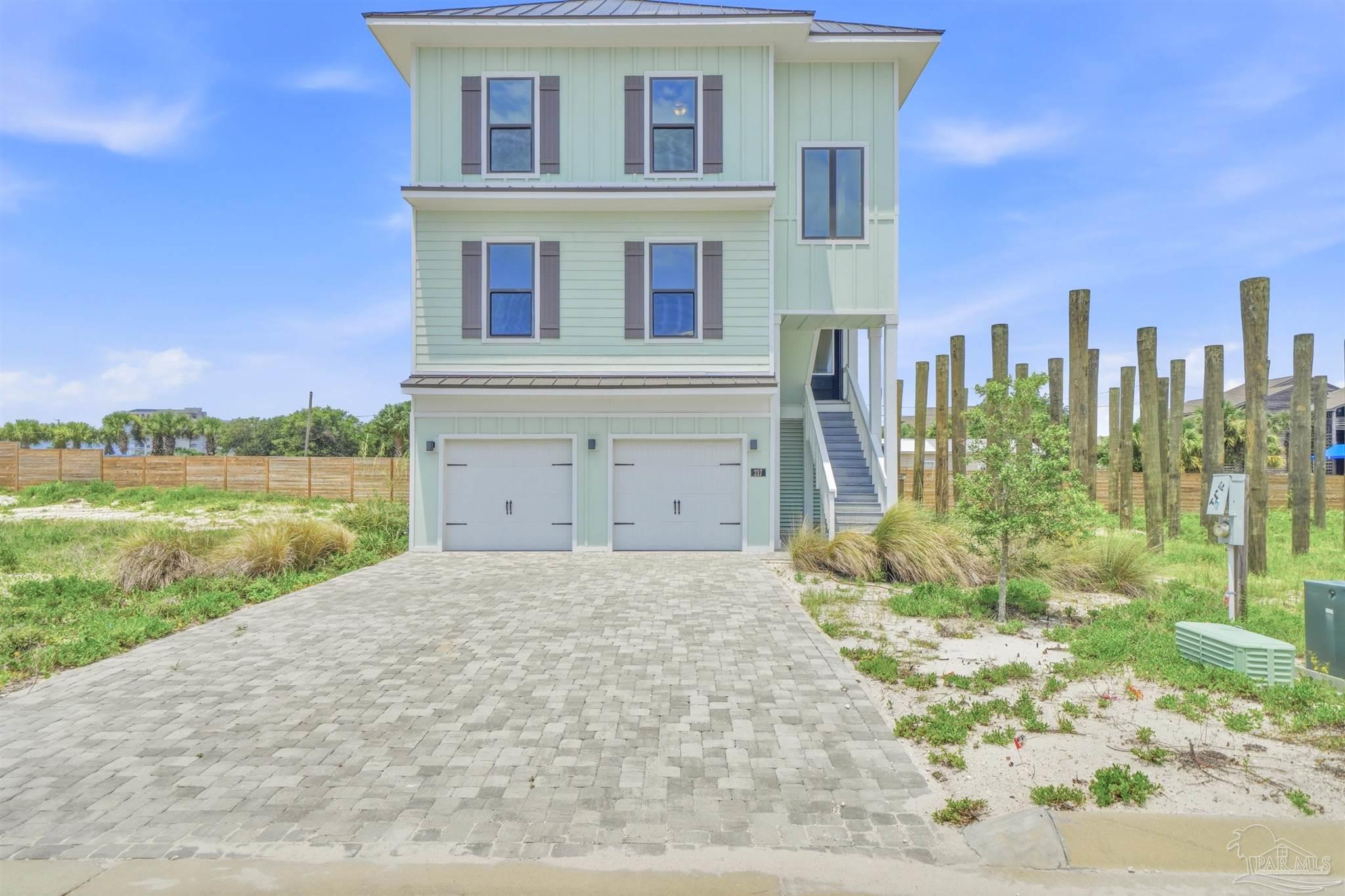 217 Clipper Dr