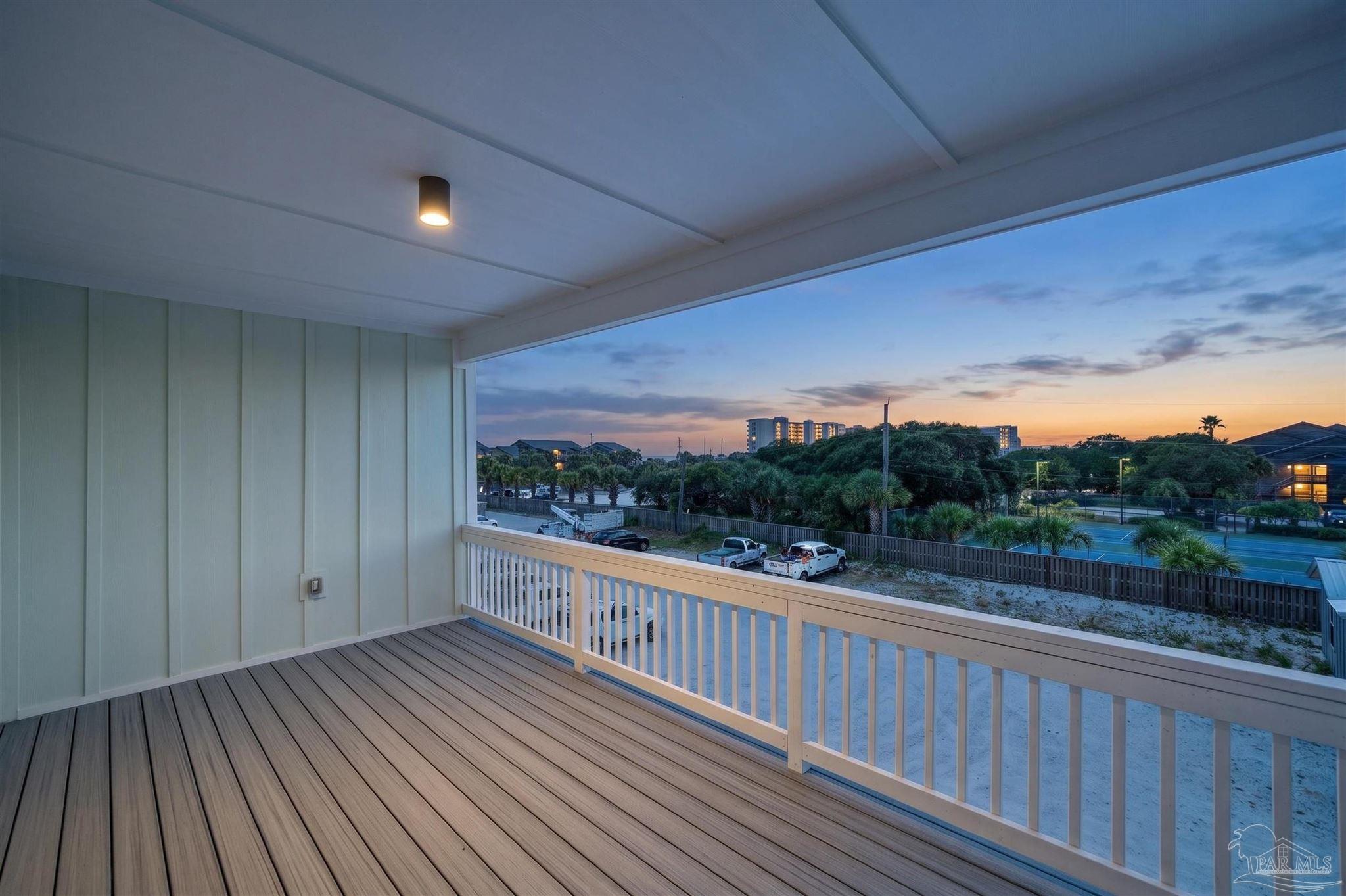 217 Clipper Dr