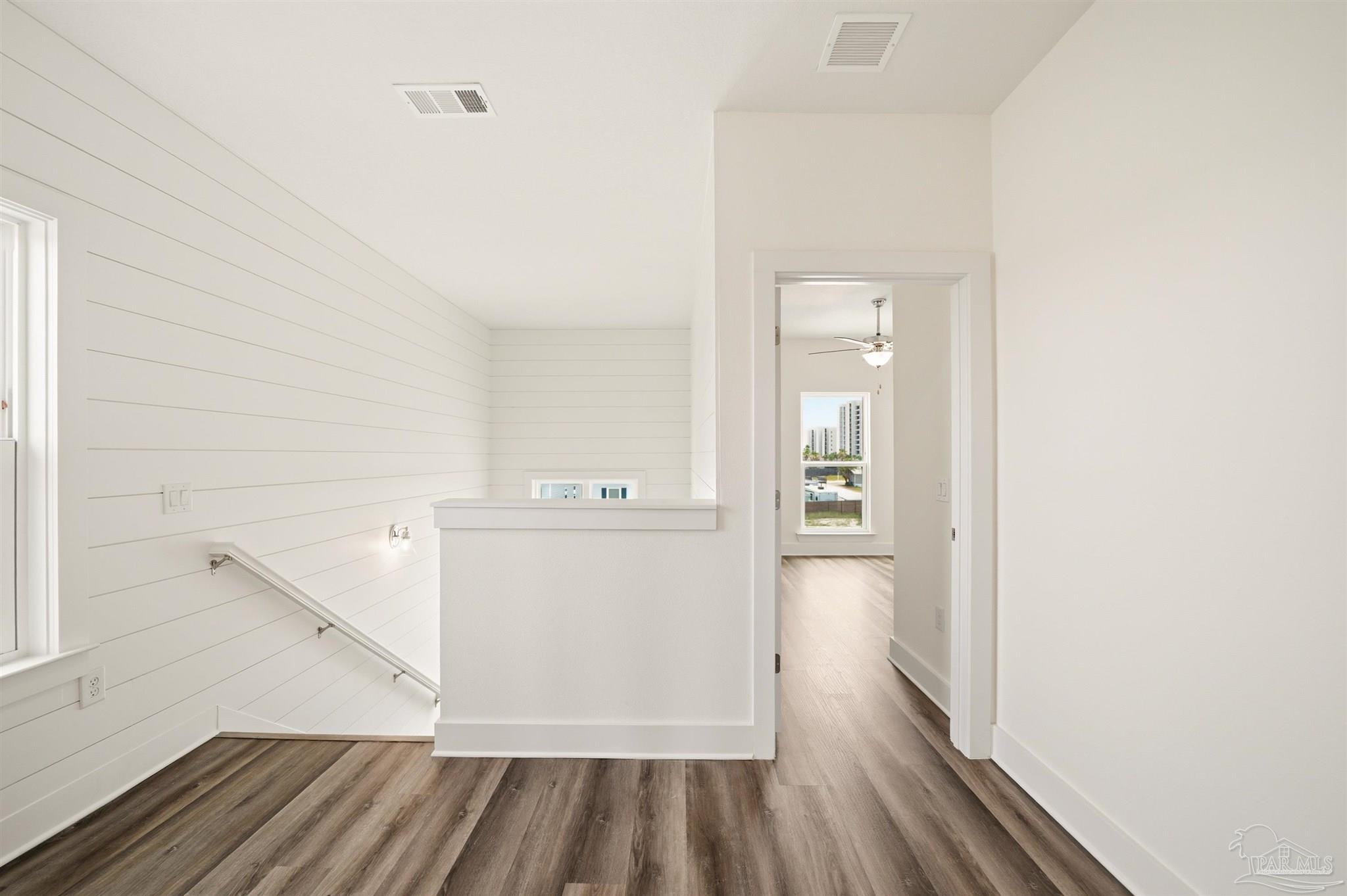 217 Clipper Dr