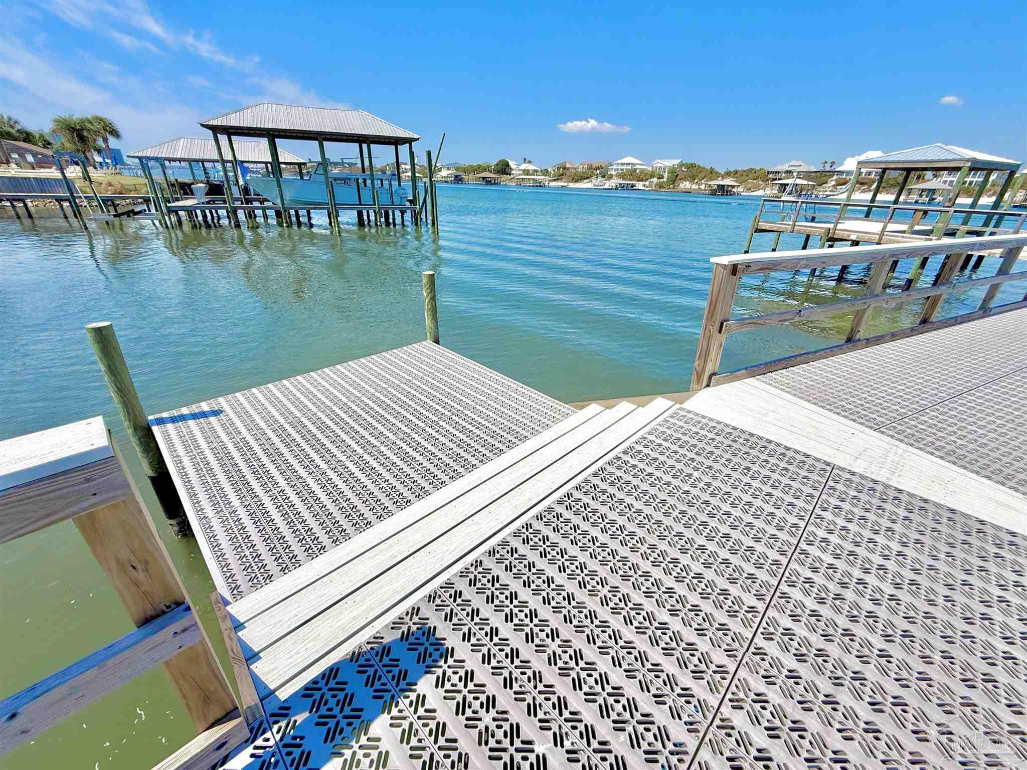 217 Clipper Dr