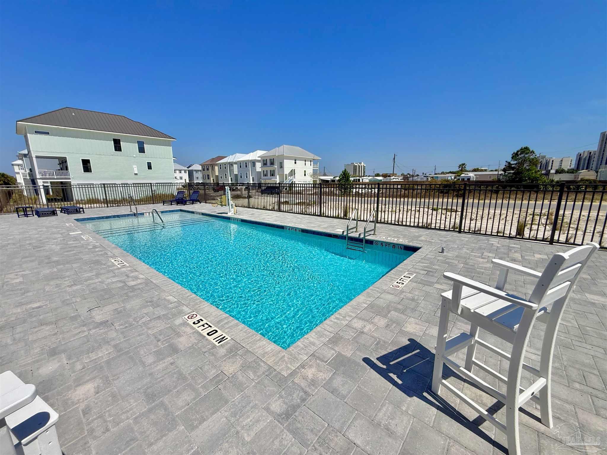 217 Clipper Dr