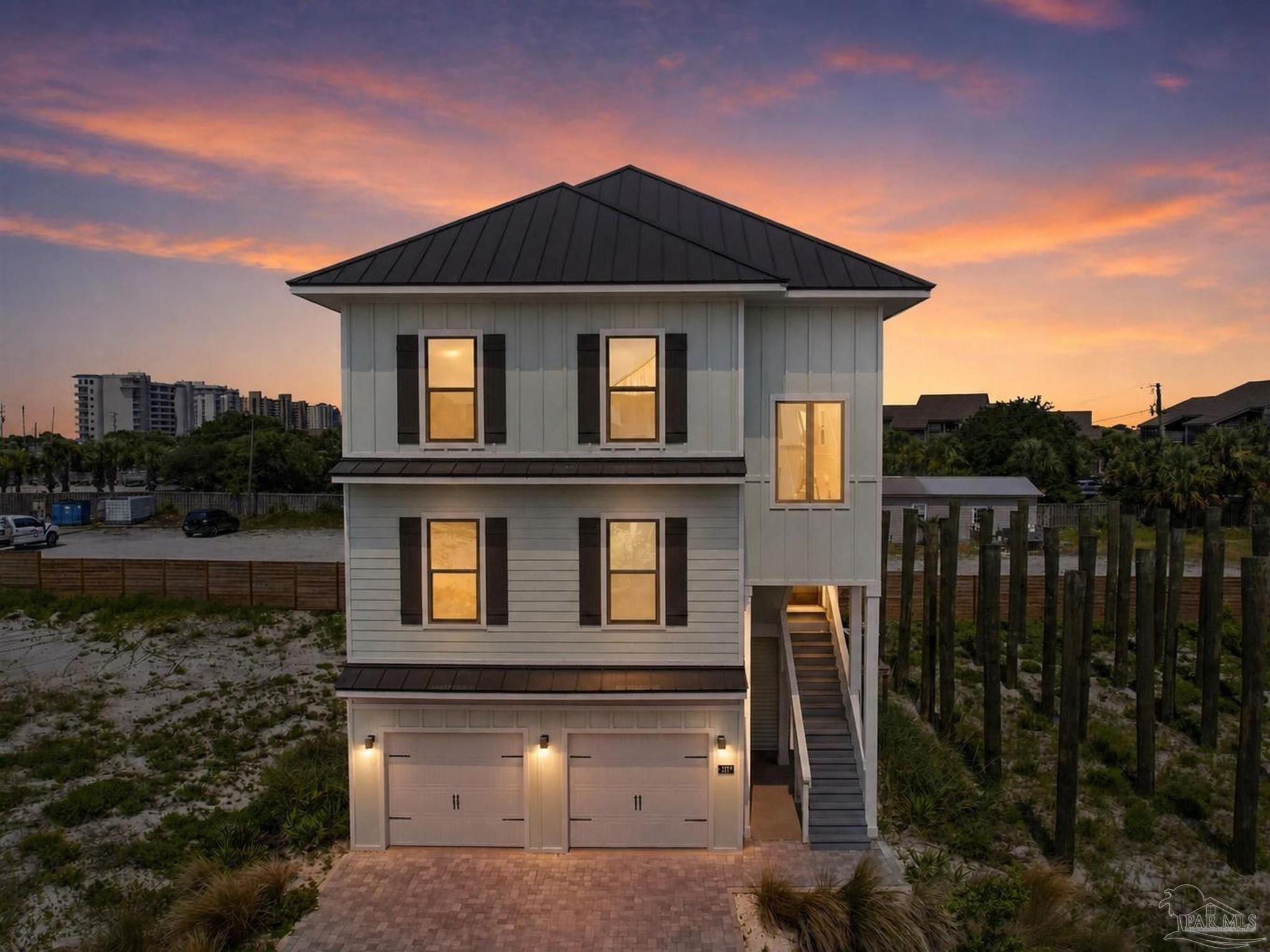 217 Clipper Dr